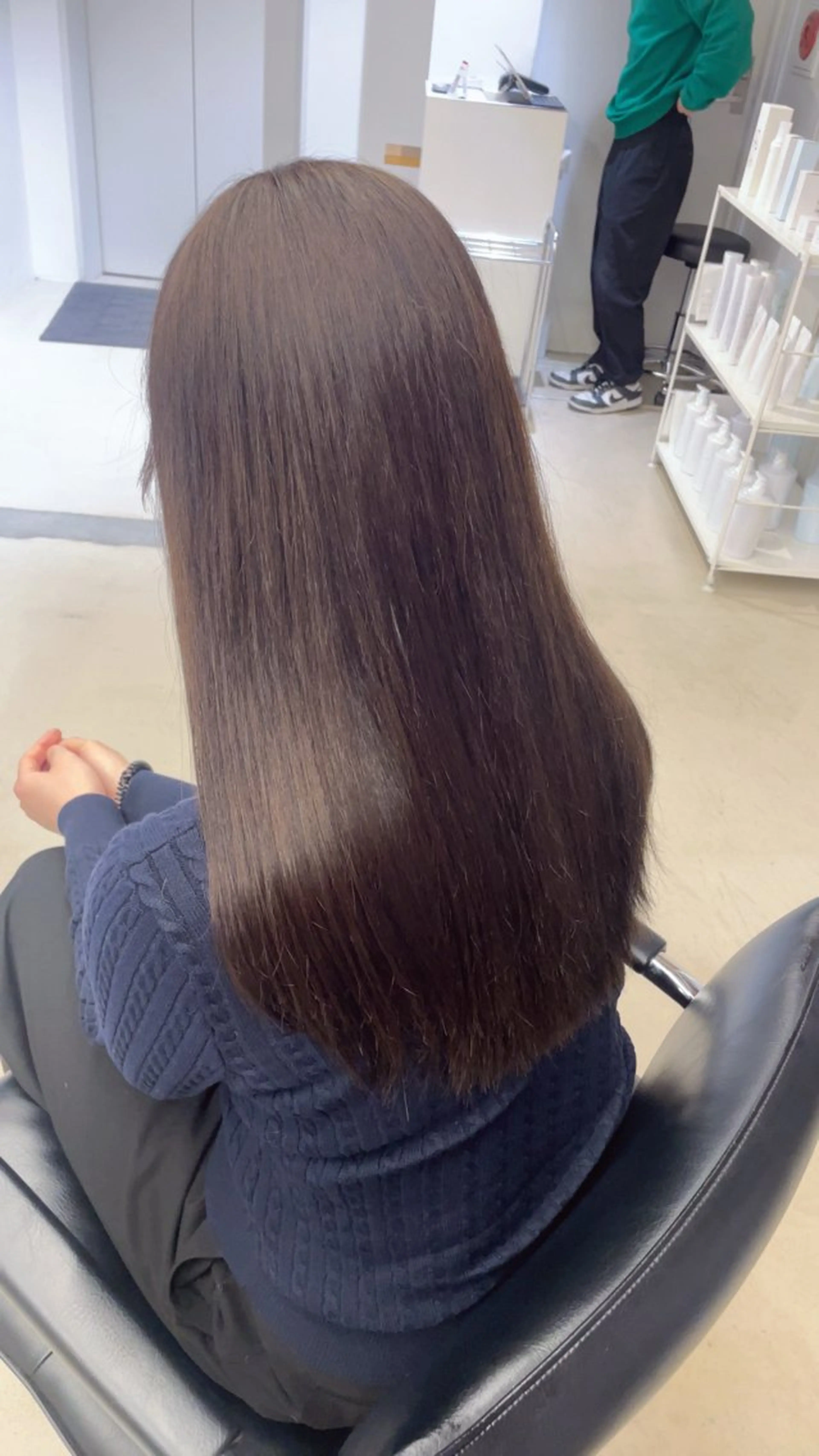 ロング acoron.新宿所属・ウルトワ特化/ 艶髪人気/Renaのヘアスタイル