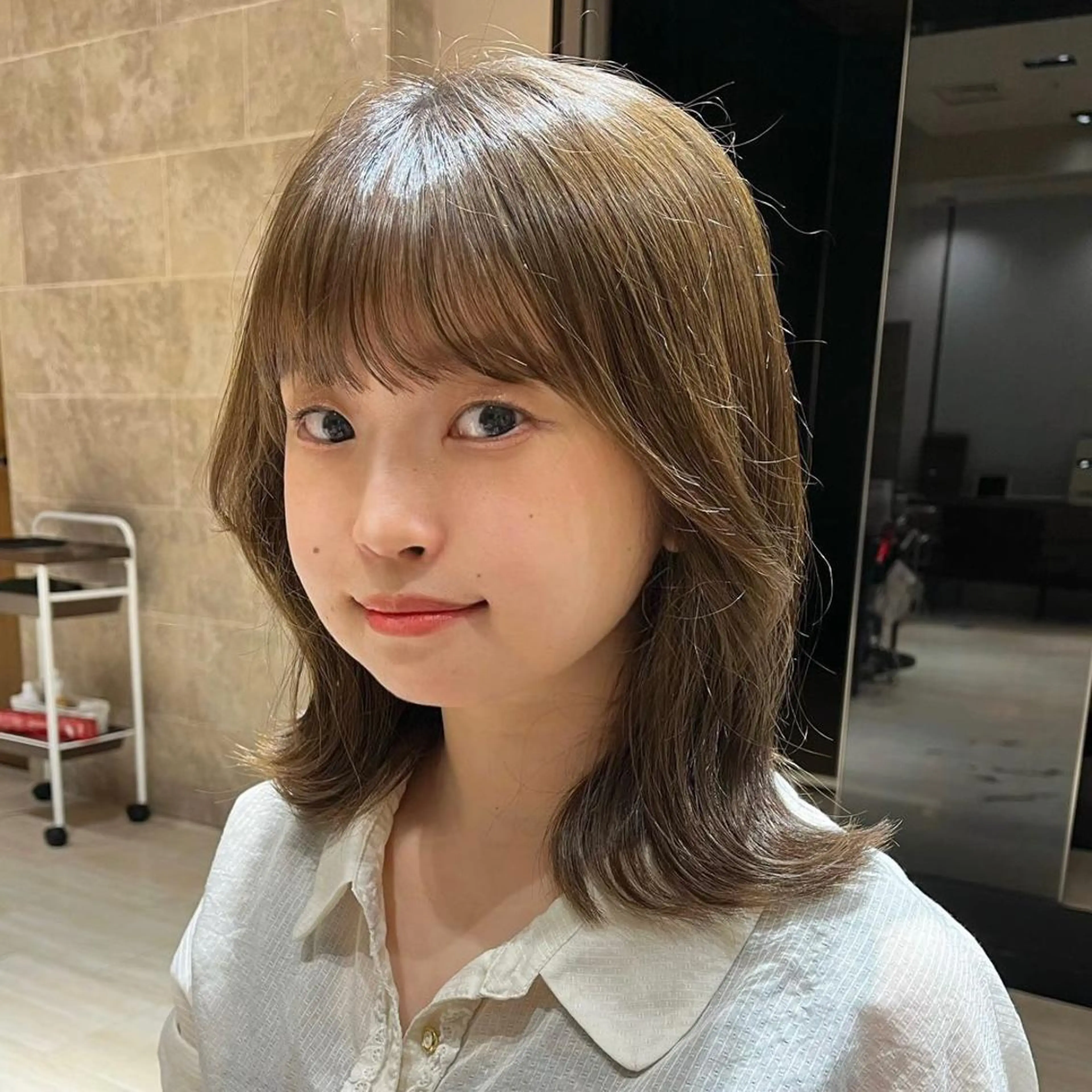 ミディアム くびれヘア Je suis heureuse Tres所属・早朝セット☀️ レイヤー/Momoのヘアスタイル