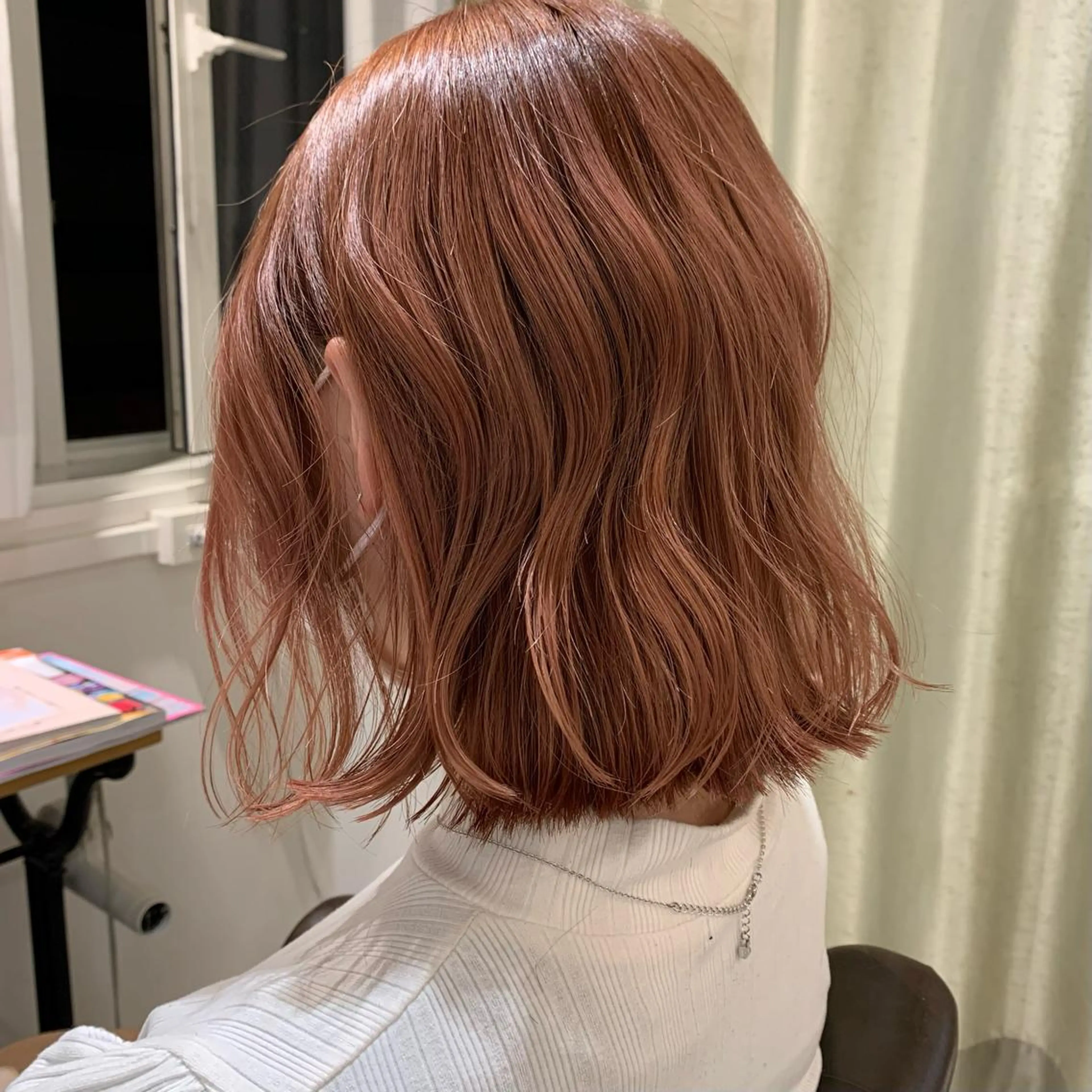 ショート カラー i'll 未空のヘアスタイル