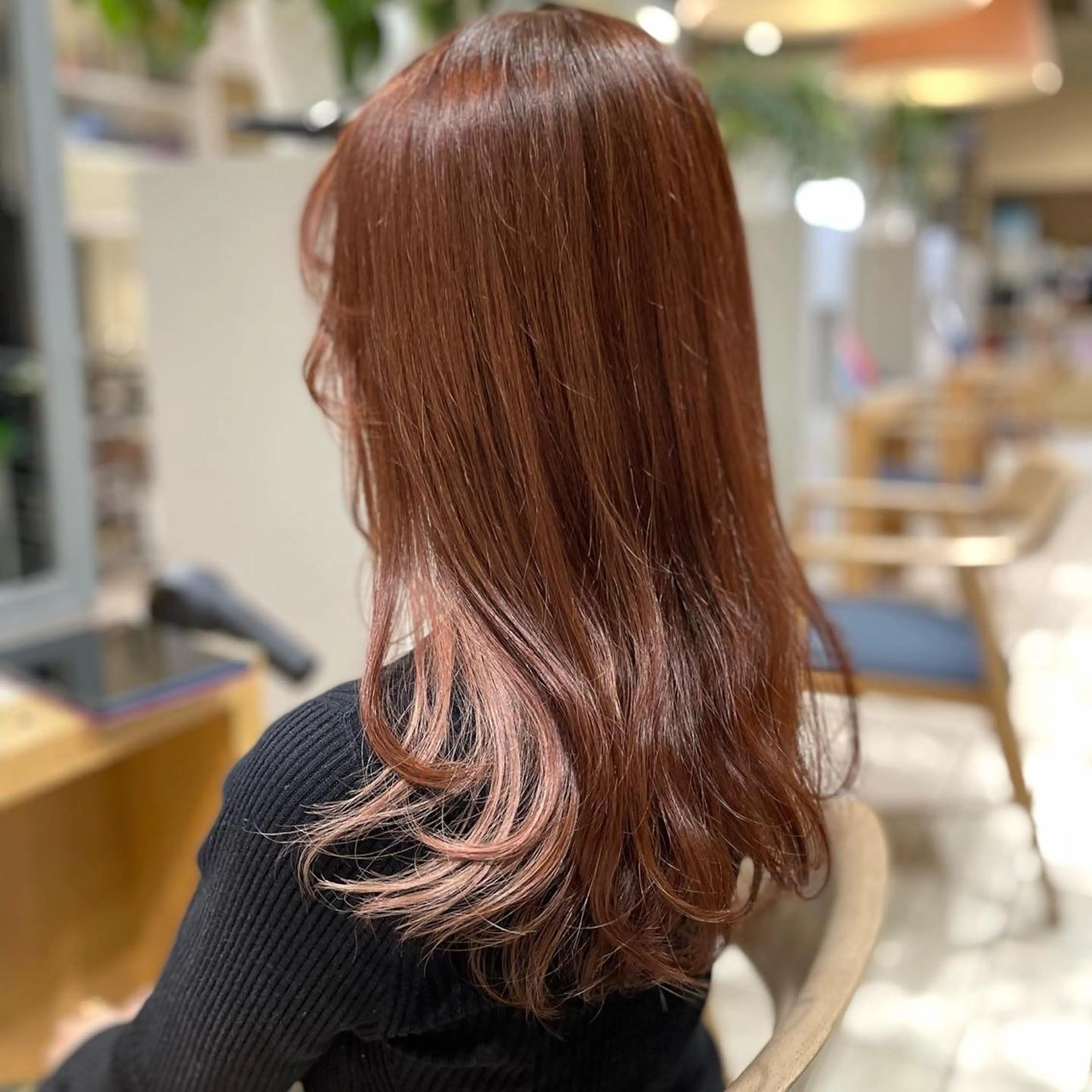 ロング カラー ブラウンカラー インナーカラー ピンクカラー ピンクブラウン 萩原 琳之祐のヘアスタイル