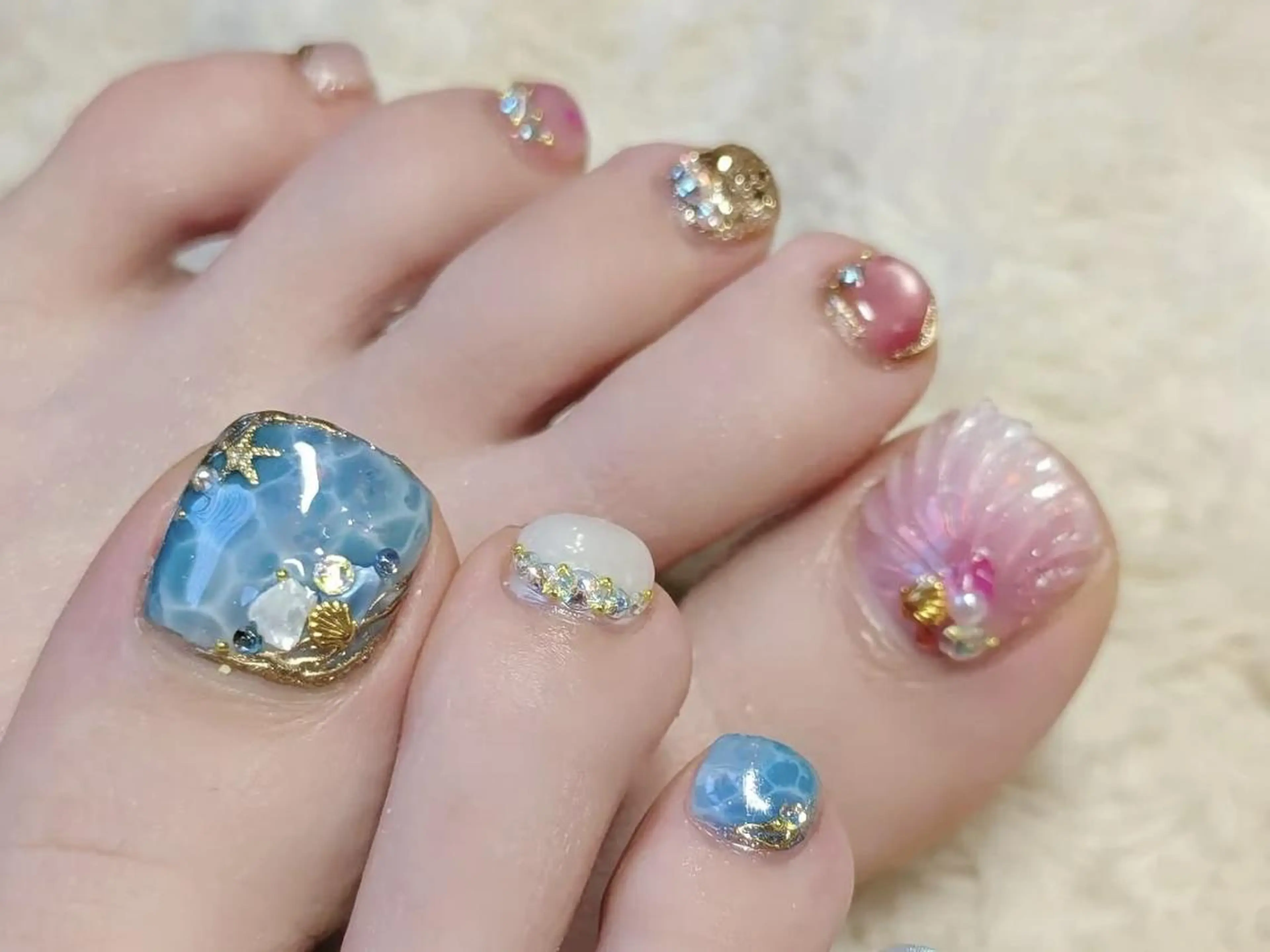 メンズ ネイル アートネイル フレンチネイル ジェルネイル キラキラネイル パラジェル Bloom kabukiのネイルデザイン