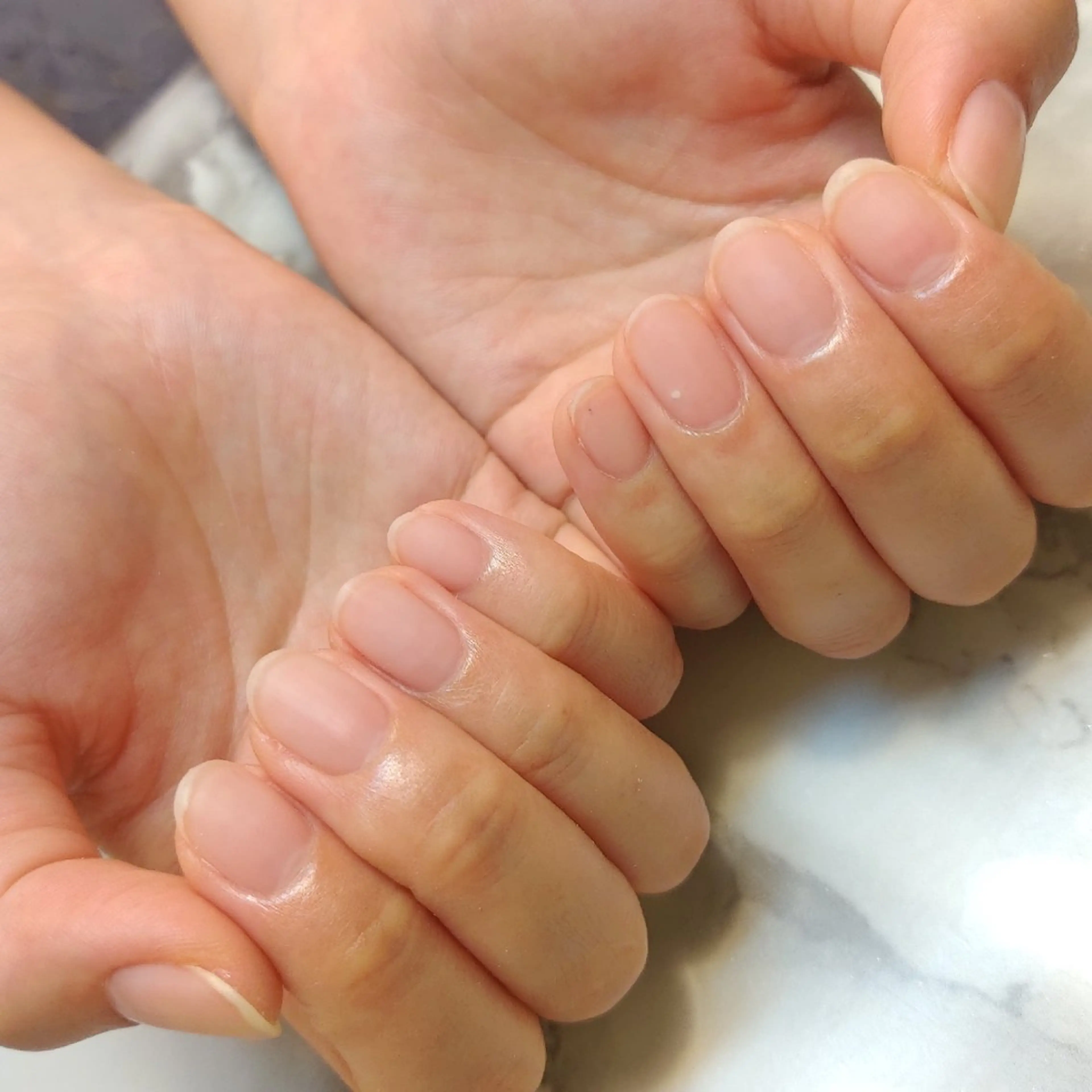 ネイル ジェヌインネイル 河内のネイルデザイン