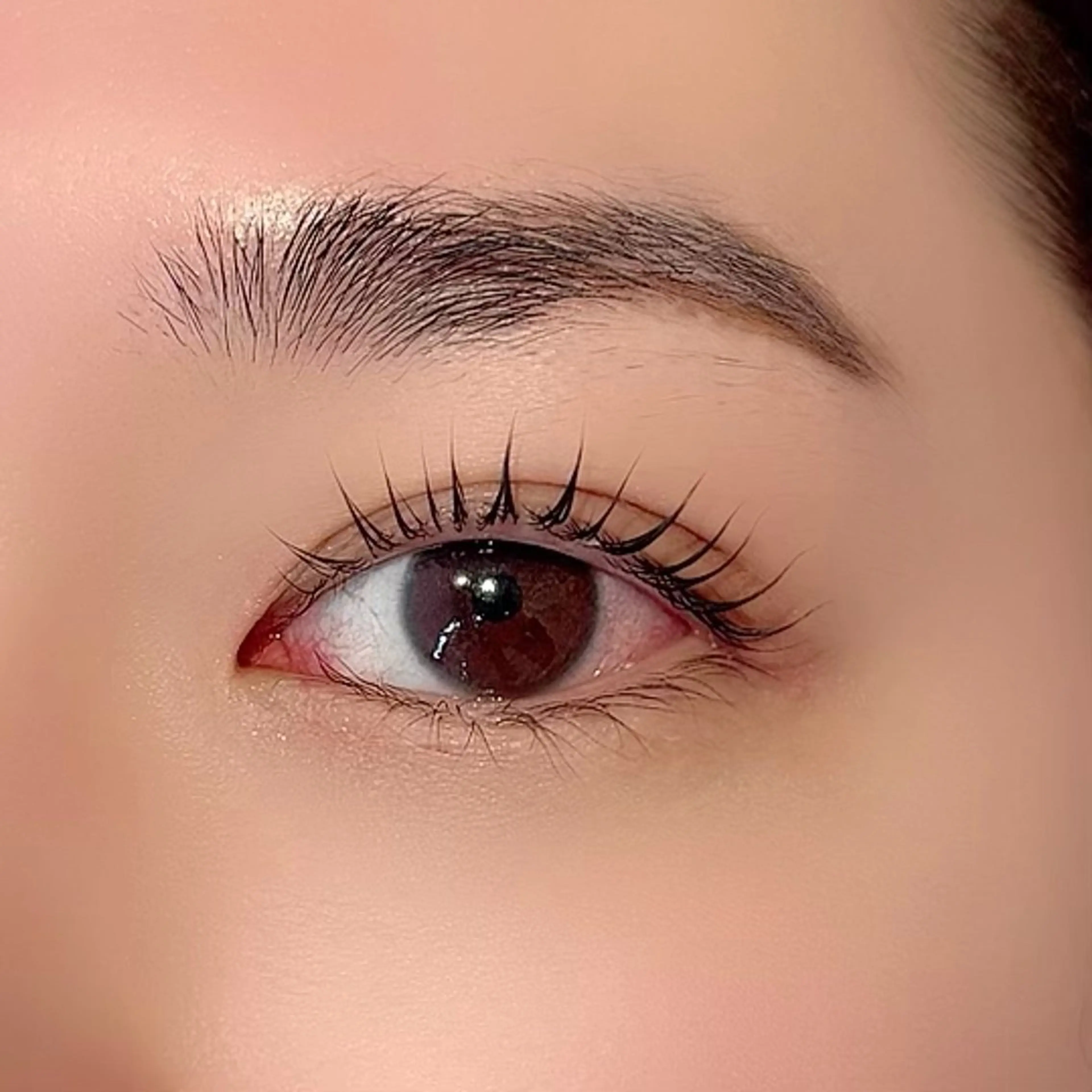 マツエク・マツパ カットモデル𓍲艶髪 🫧秋積日向のヘアスタイル