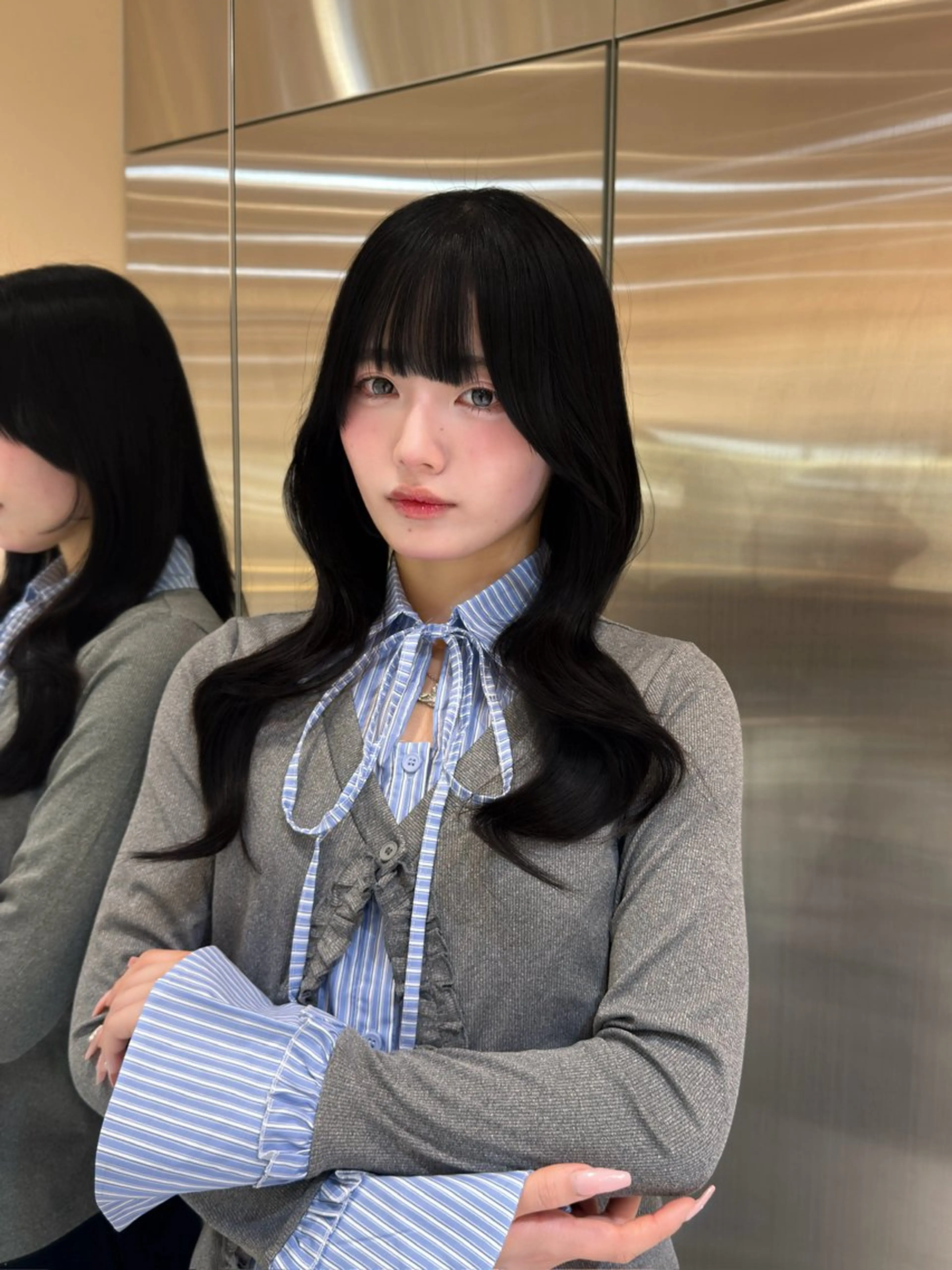 ロング カラー 透明感カラー 韓国風ヘア レイヤーカット 小顔カット カット ヘアカラー トリートメント 今っぽレイヤーカット グレージュ/リョウヤのヘアスタイル