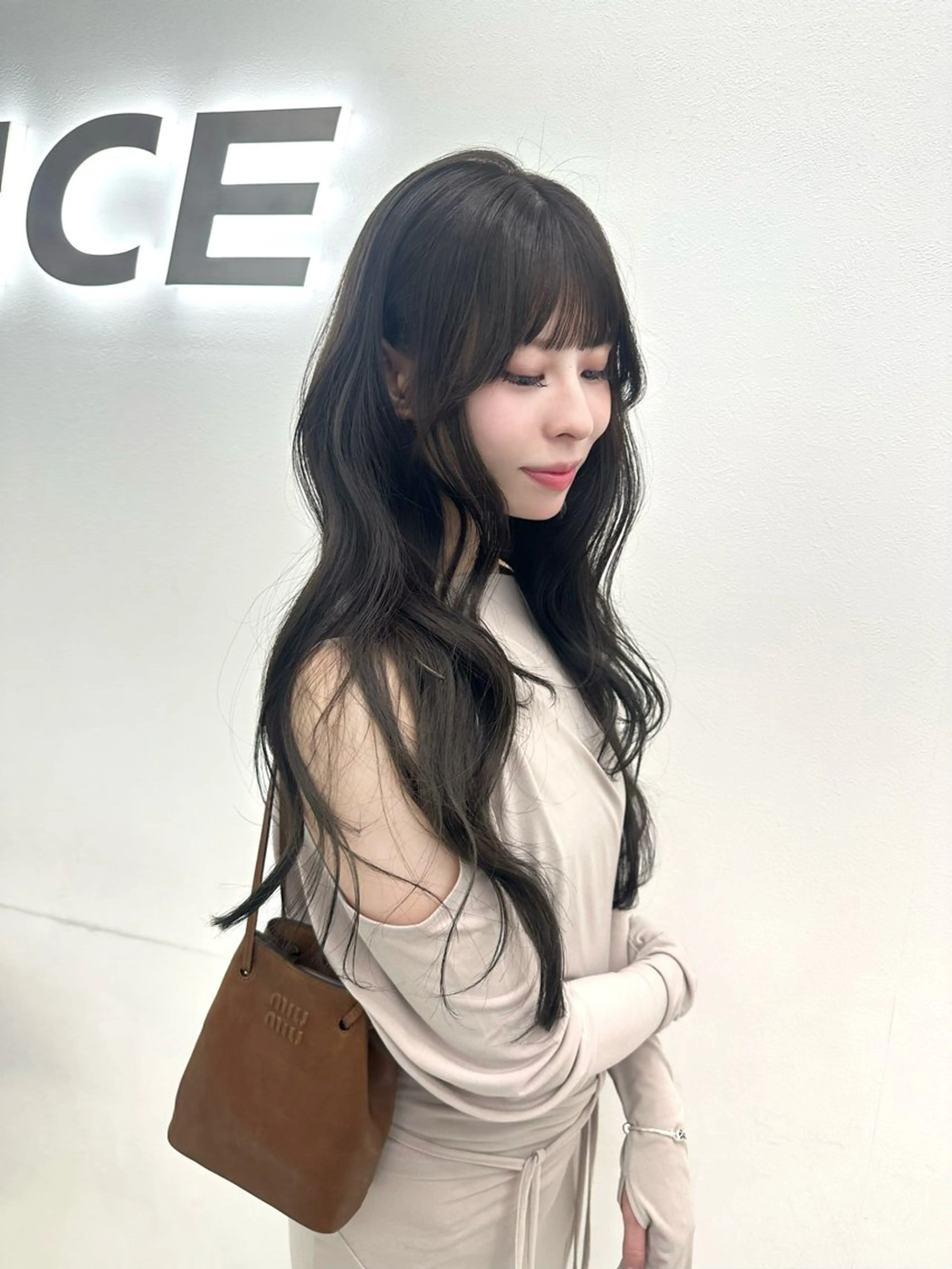 ロング カラー ヘアアレンジ カット ヘアカラー 大人っぽ中韓レディ ヘア🤍MAOのヘアスタイル