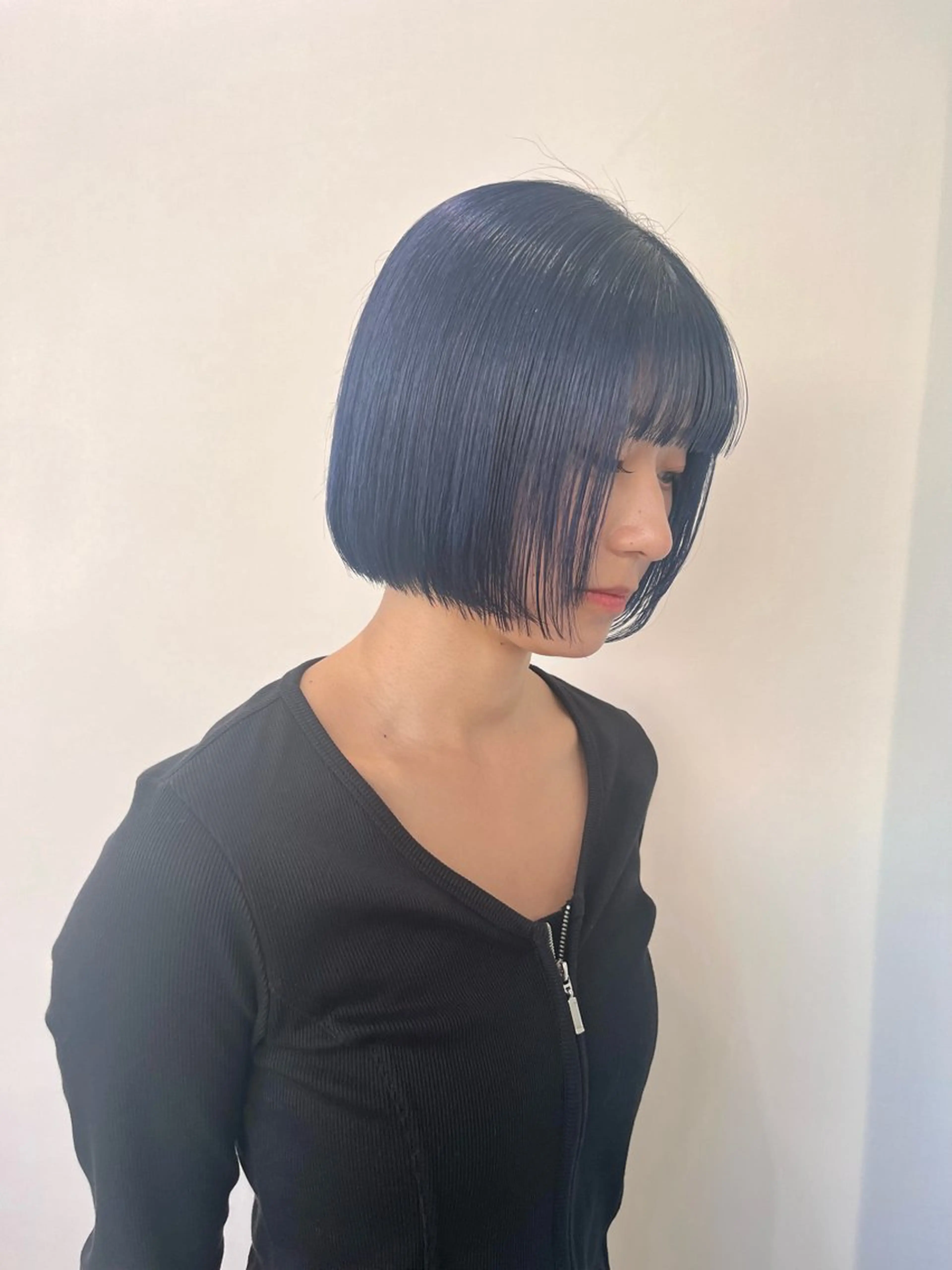 ミディアム ボブ オタク美容師🛍/ 酸性ストレート/艶髪のヘアスタイル