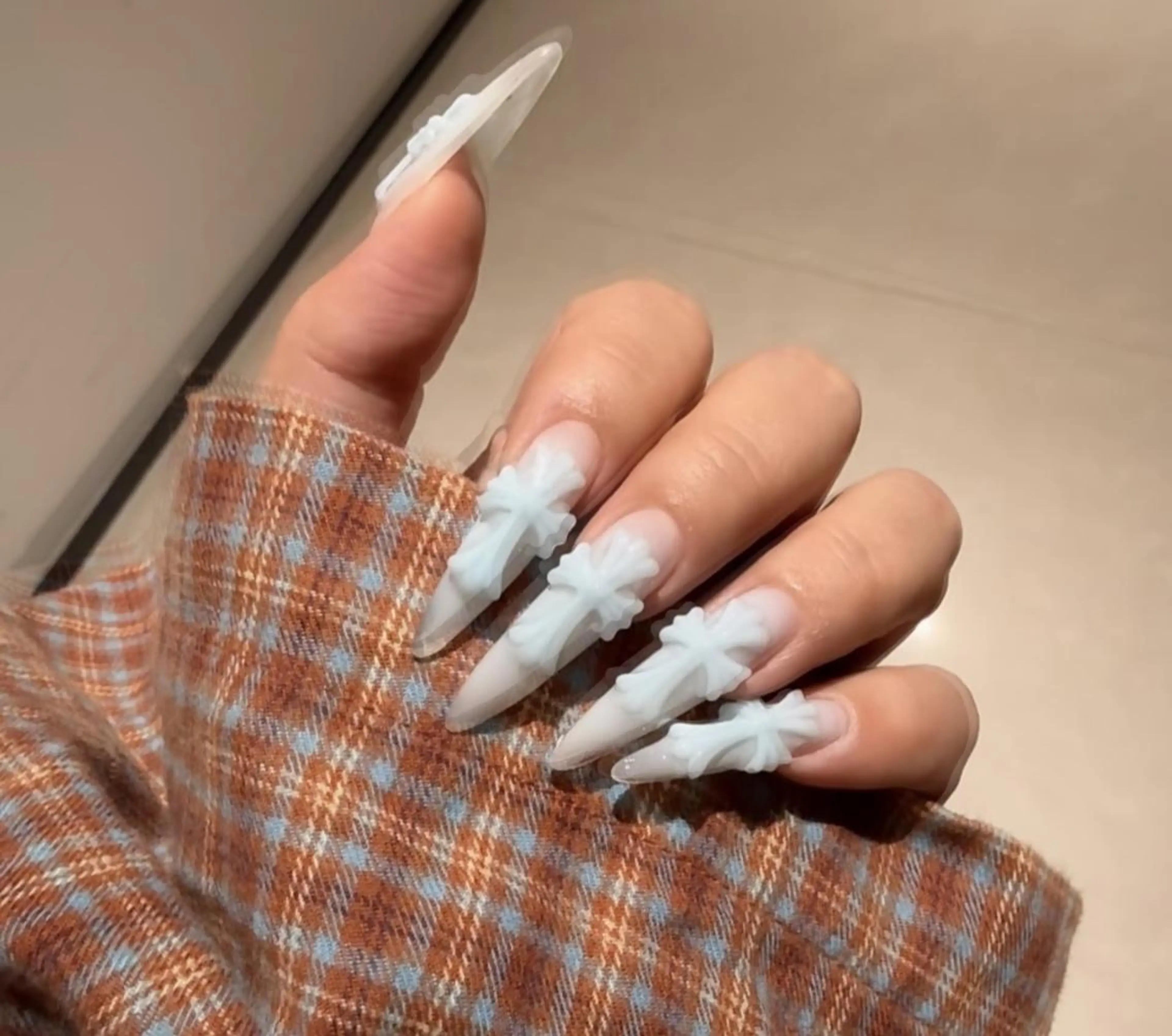 ネイル ハンドネイル 🎀 NaNa_nailのネイルデザイン