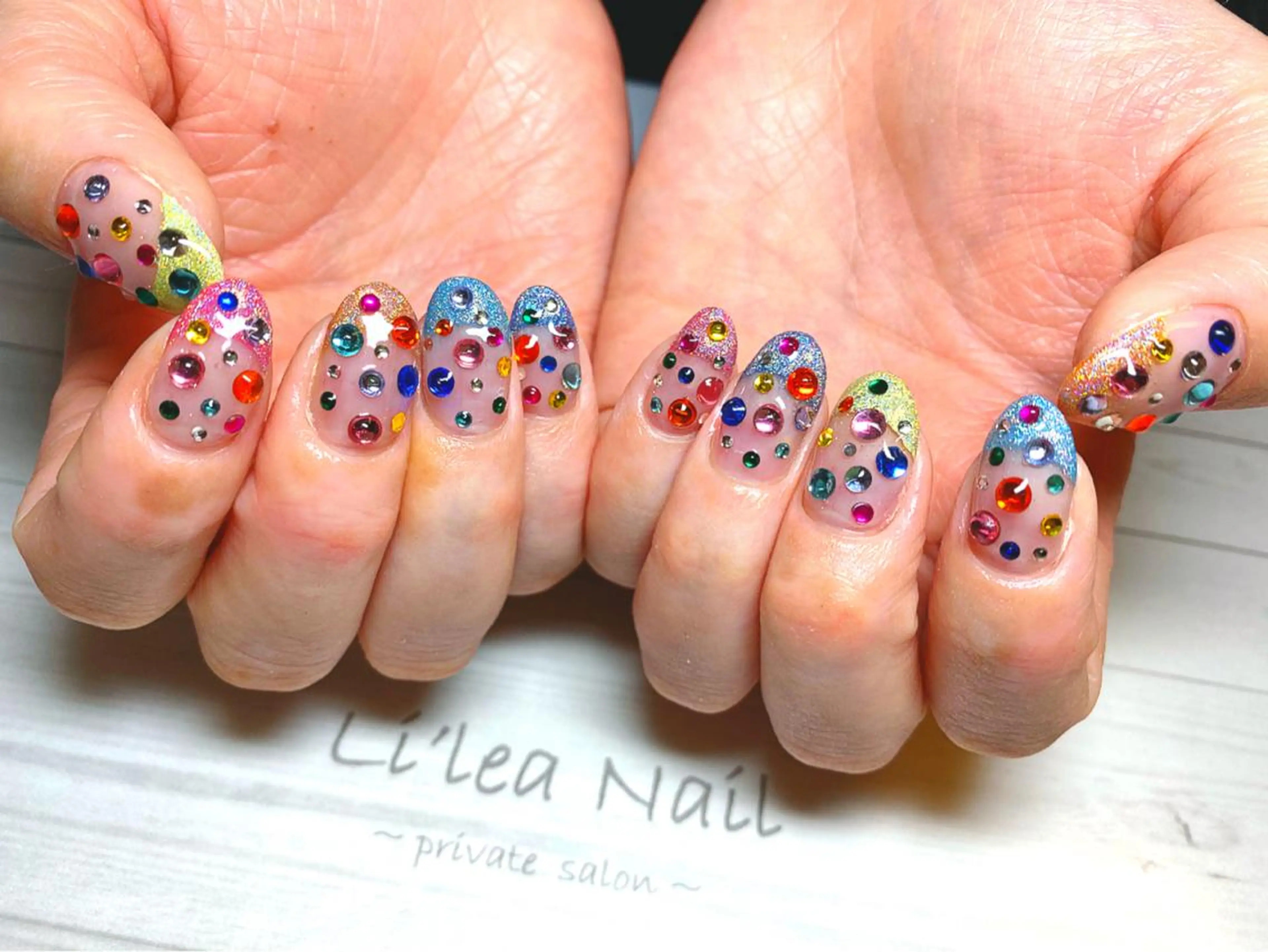 ネイル Li'leaNail AINAのネイルデザイン