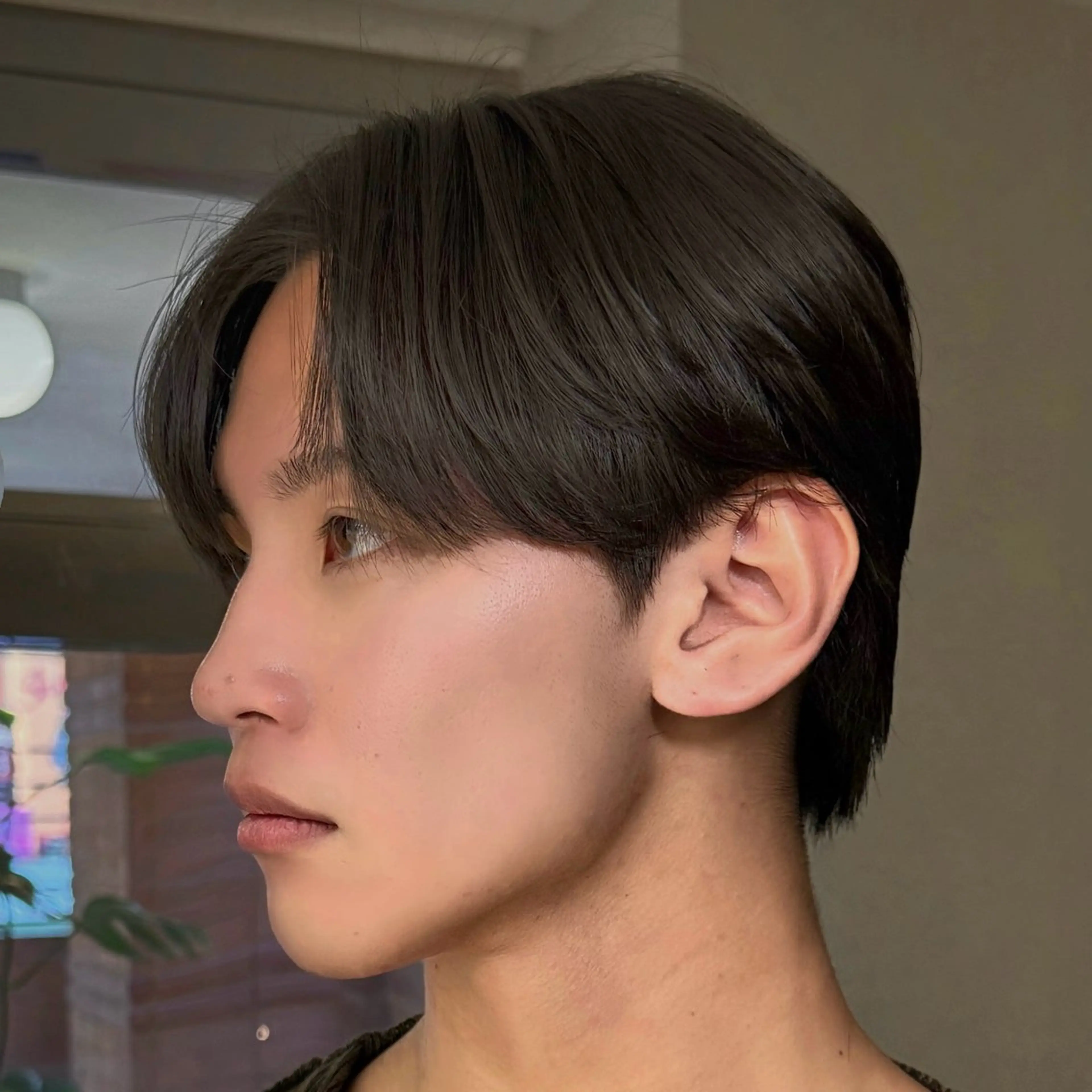 メンズ センターパート ダウンパーマ フェザーパーマ メンズ韓国風 マッシュ カット センターパート特化/ メンズカット/ヒロキのヘアスタイル