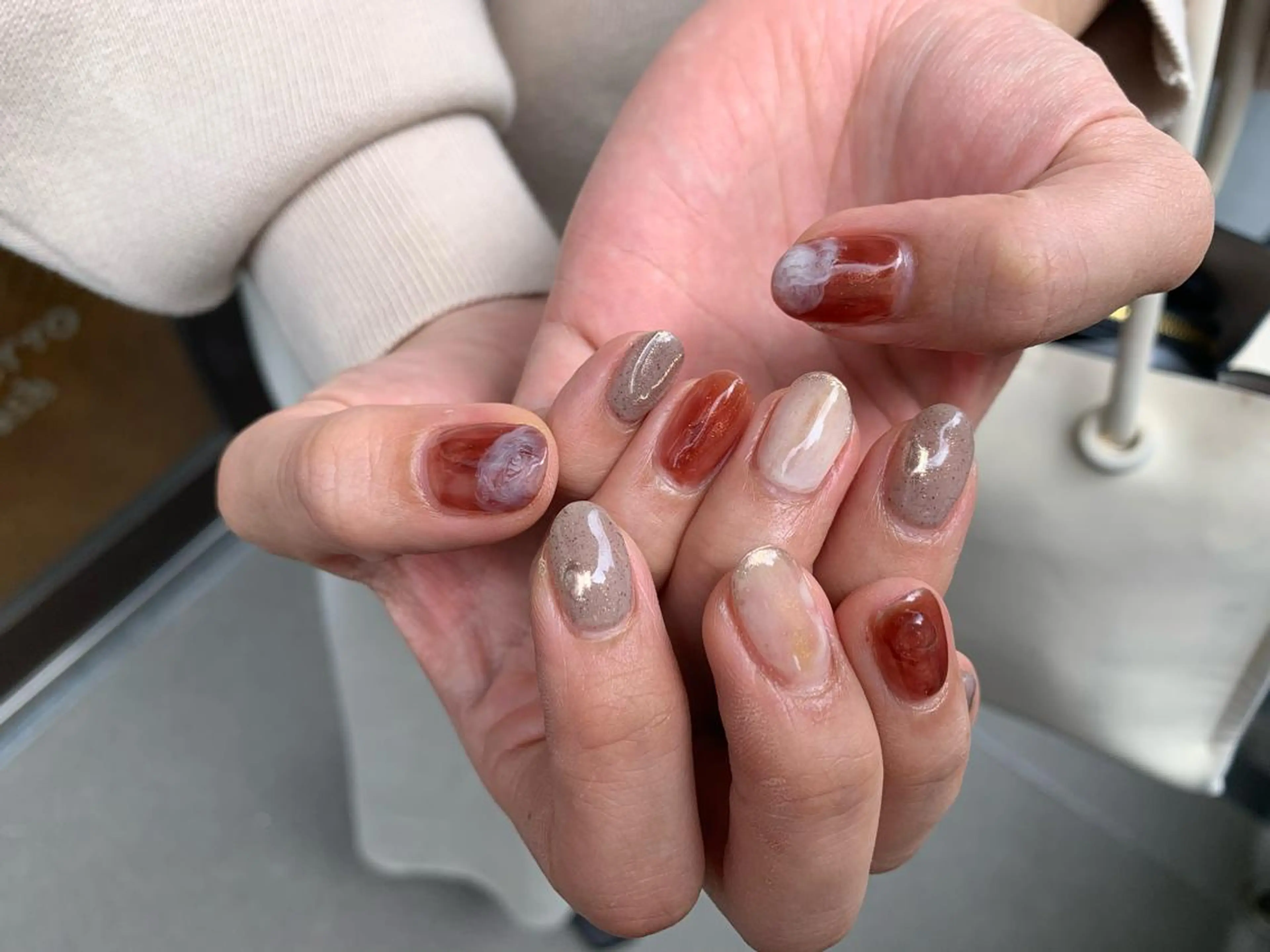 ネイル ニュアンスネイル マキノ ユイのネイルデザイン