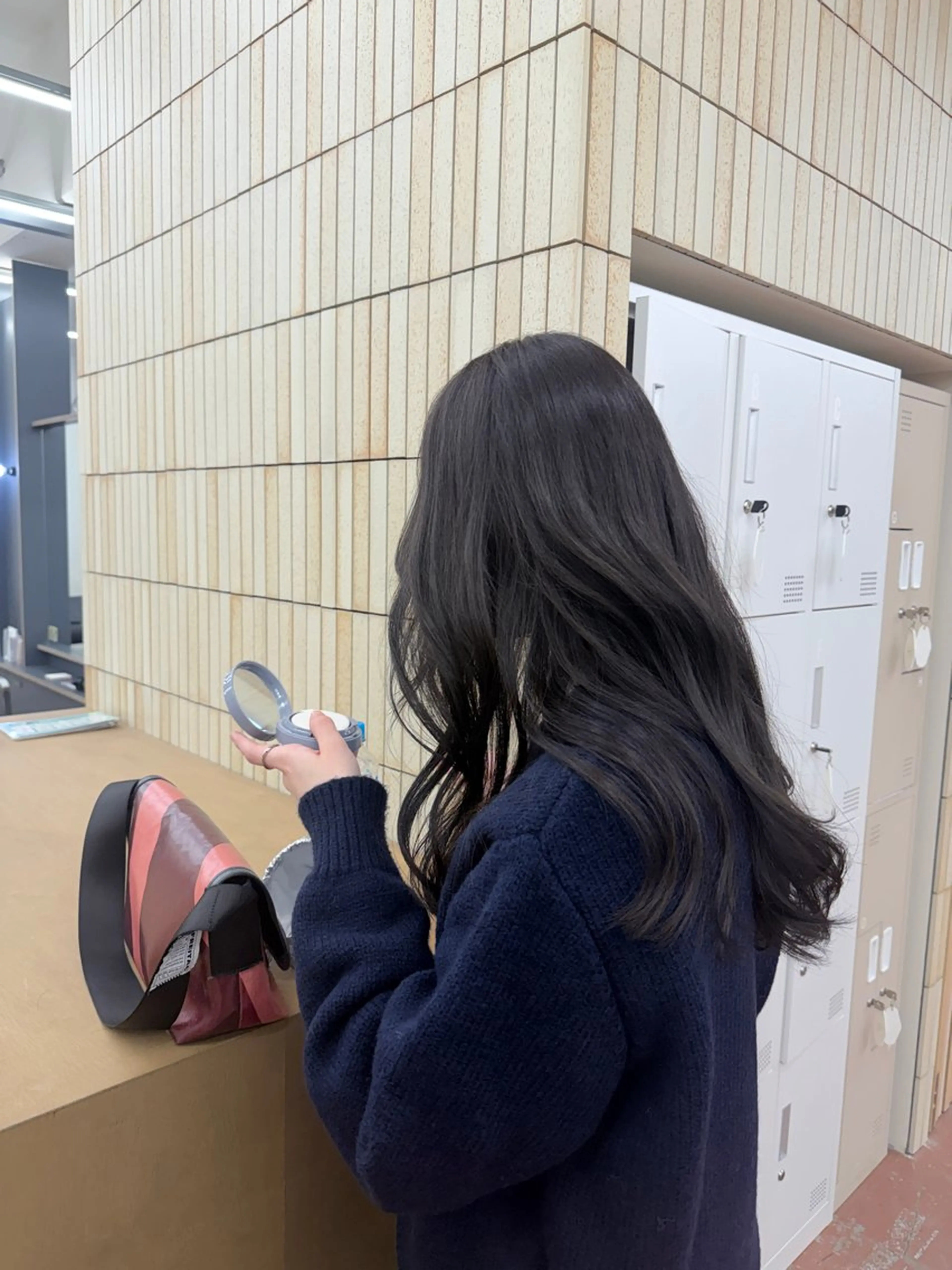 ロング カラー 坪井 心音のヘアスタイル