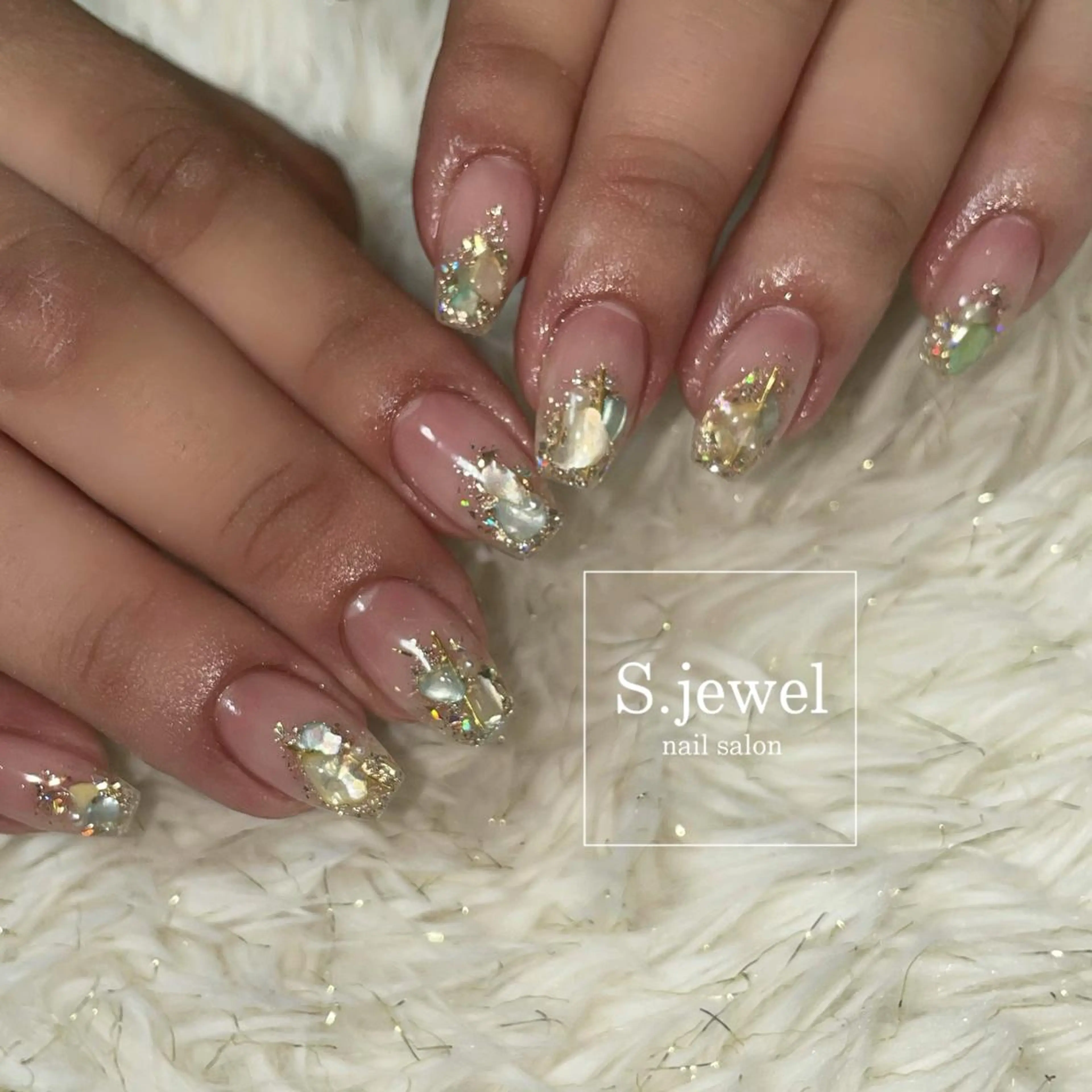 ネイル S. JEWELのネイルデザイン