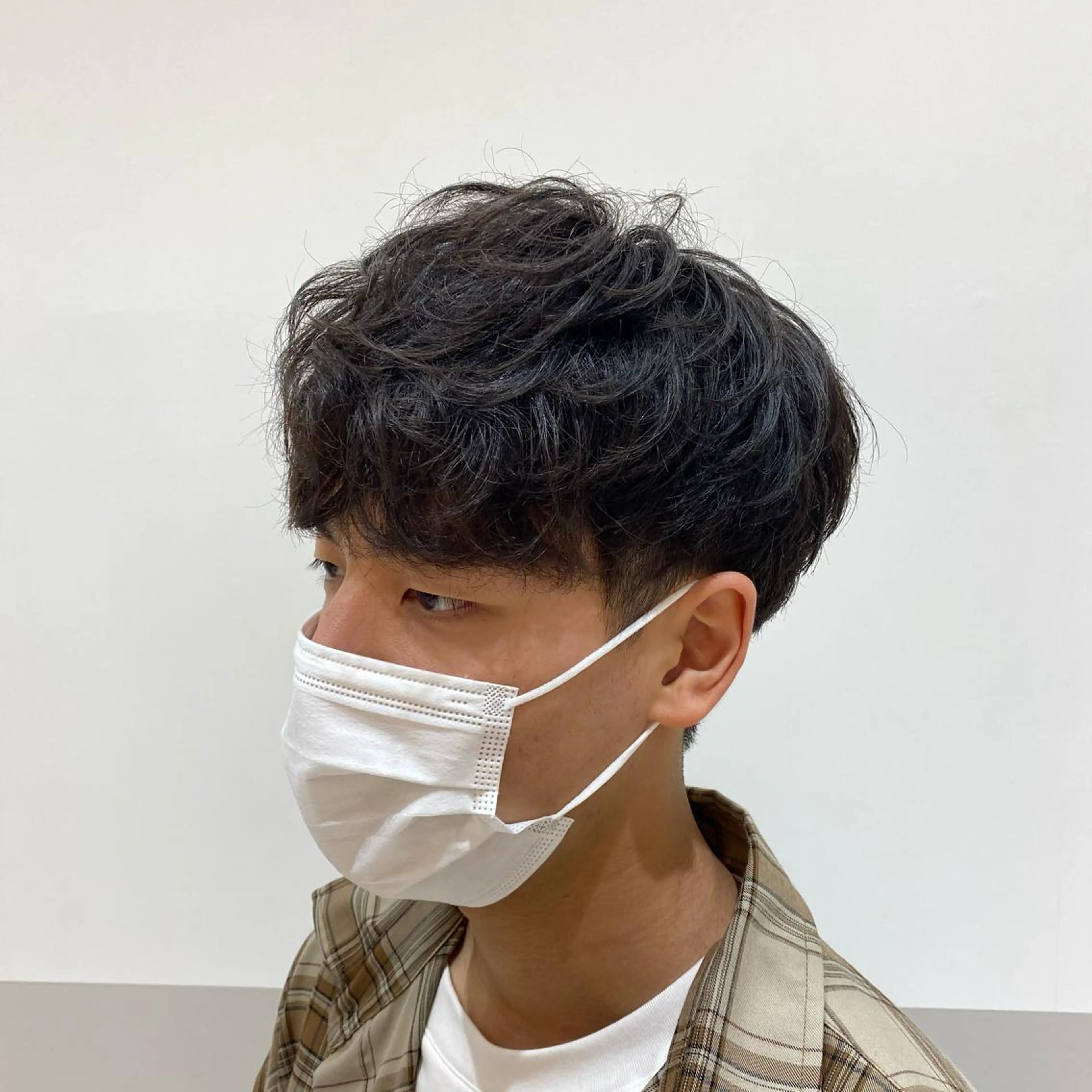 ショート パーマ メンズ マッシュ メンズパーマ くせ毛 💫副店長💫 篠崎 はやとのヘアスタイル