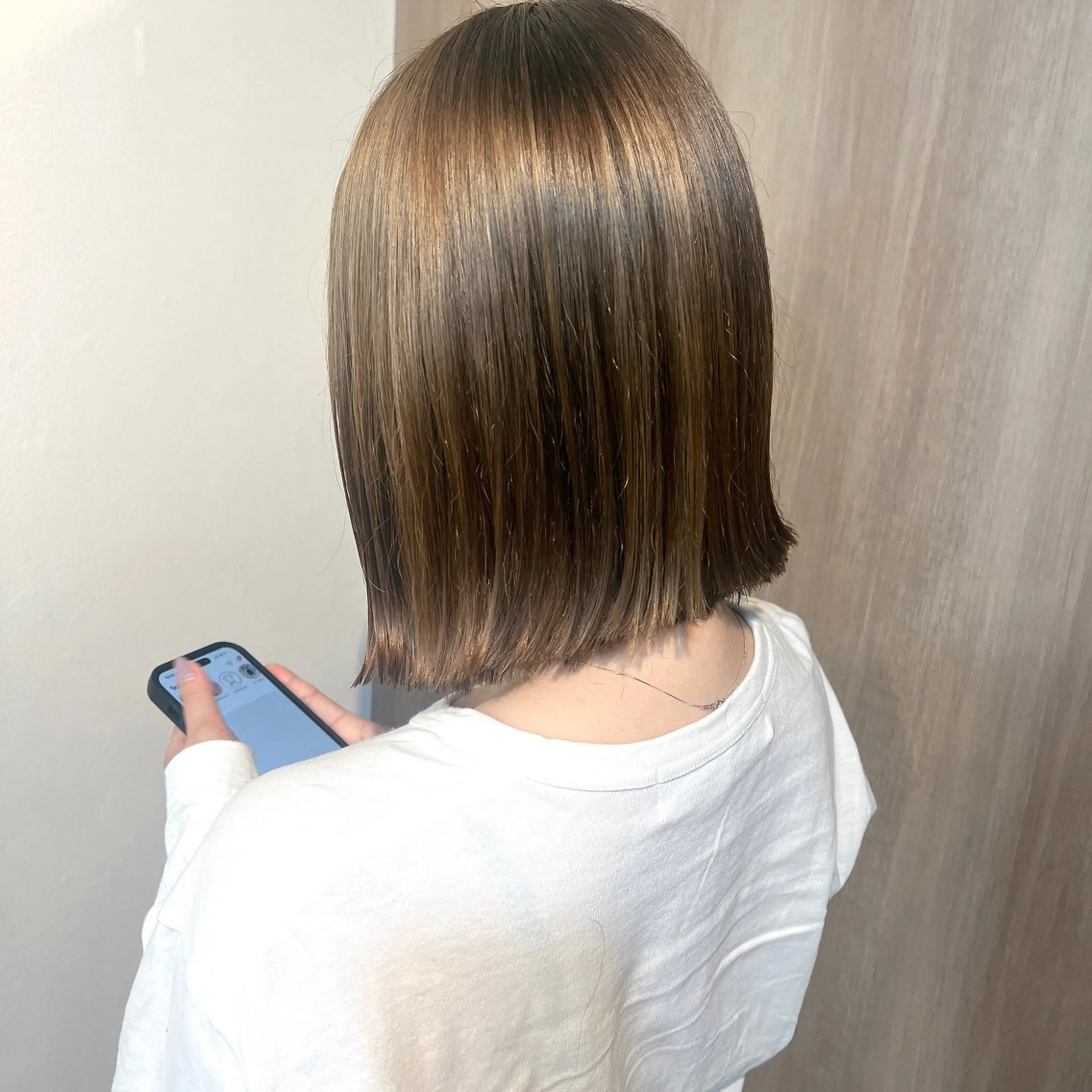 ミディアム カラー ブリーチ グレージュ Sherry/R 三川町 ayakaのヘアスタイル