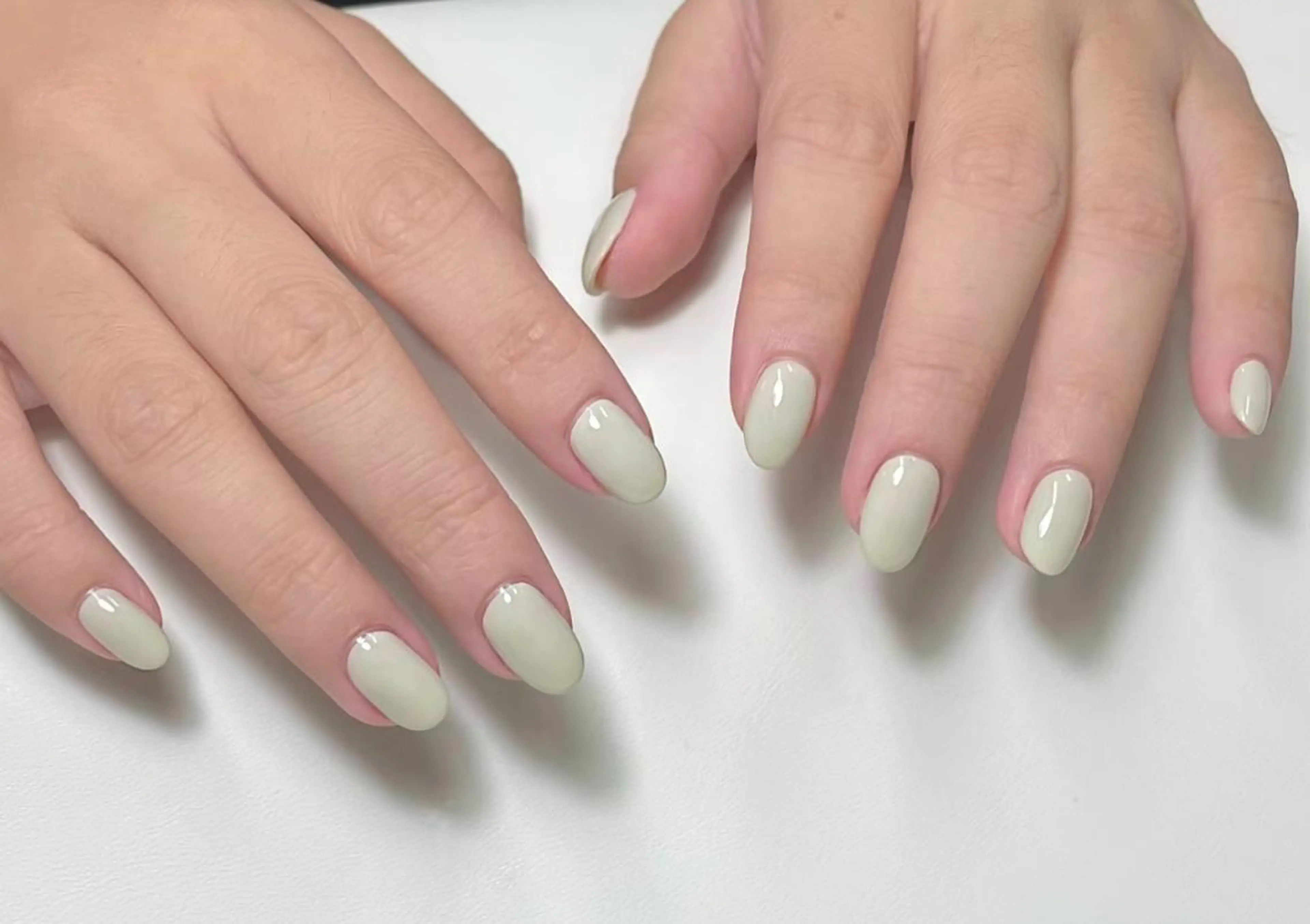 ネイル ハンドネイル 🎀 Ayaka_nailのネイルデザイン