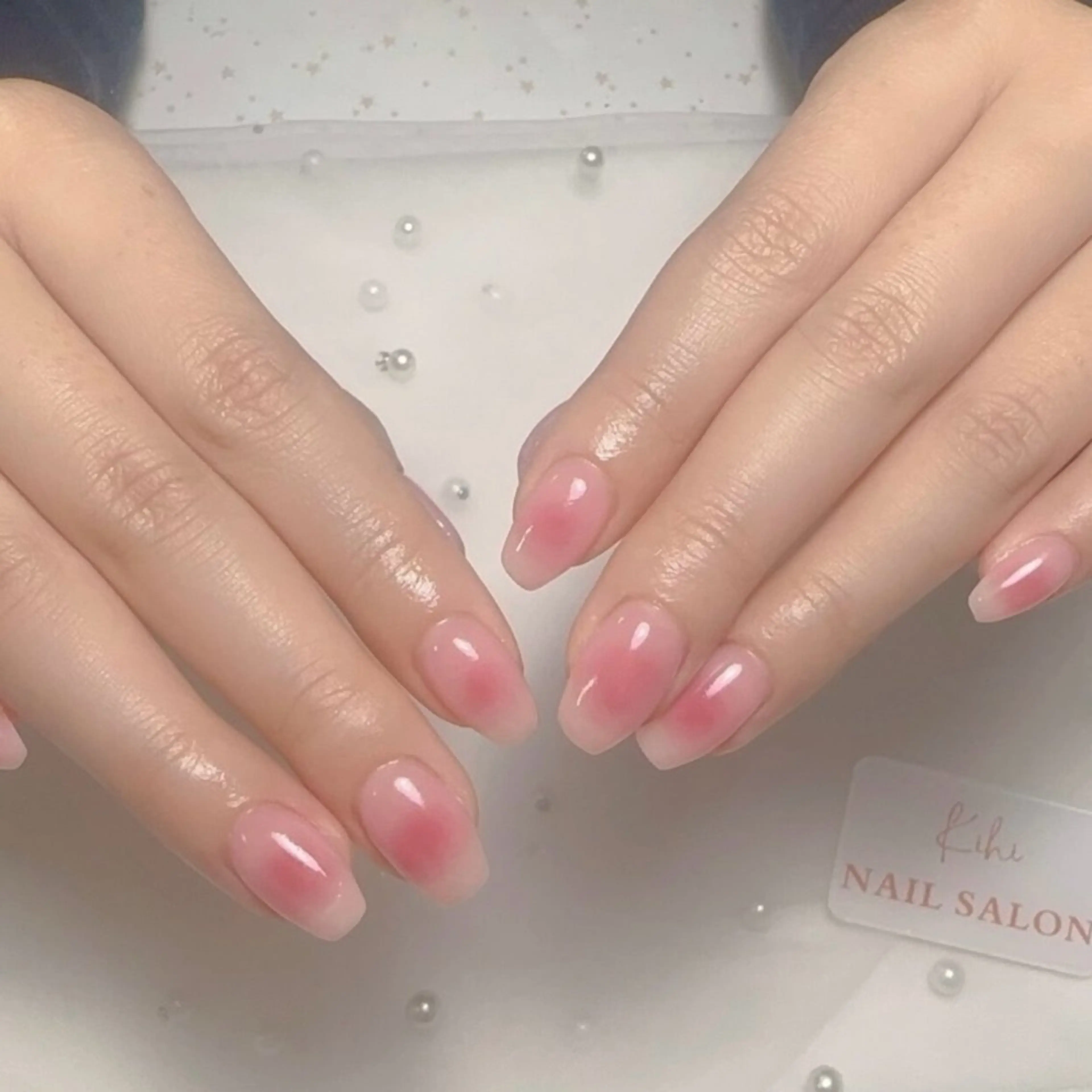 ネイル アートネイル フレンチネイル ジェルネイル グラデーション 韓国ネイル ハンドネイル 💕鈴木ユリ パラジェル/オフ無料のネイルデザイン