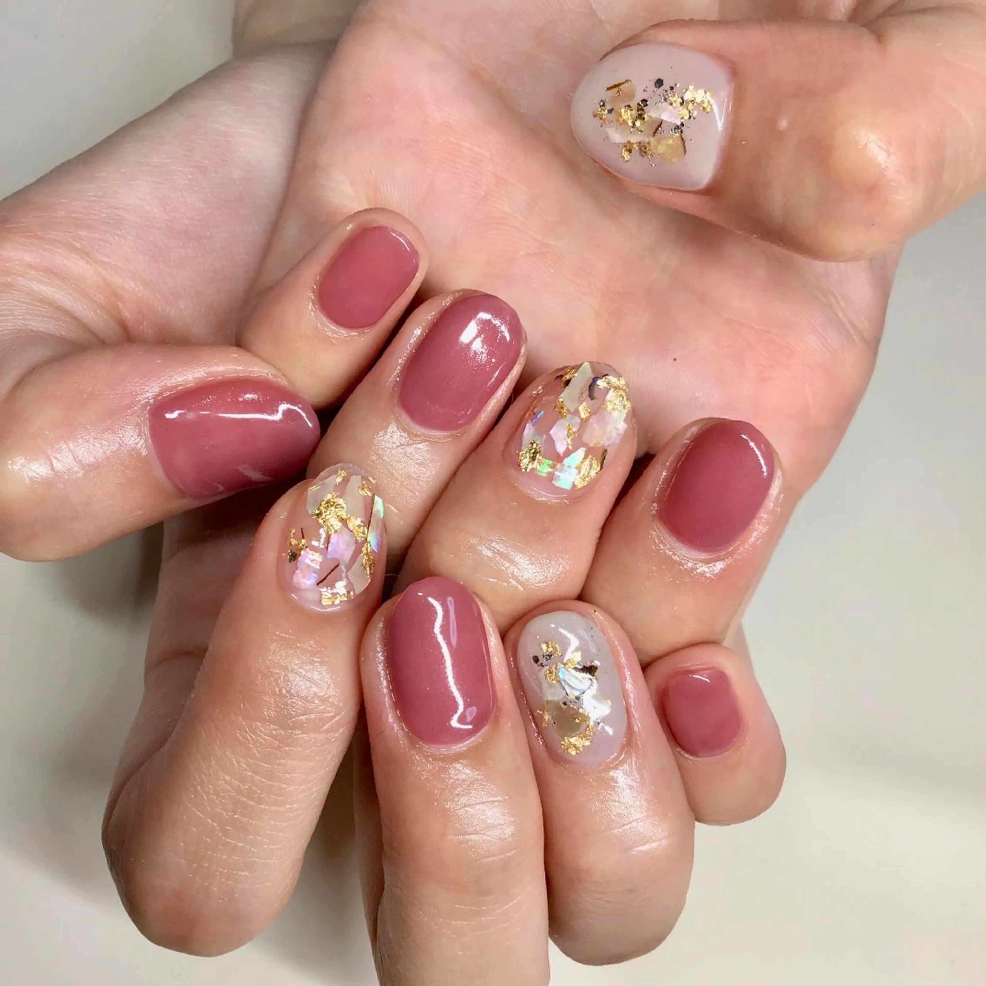 パーマ ネイル マツエク・マツパ 福田 加奈のネイルデザイン