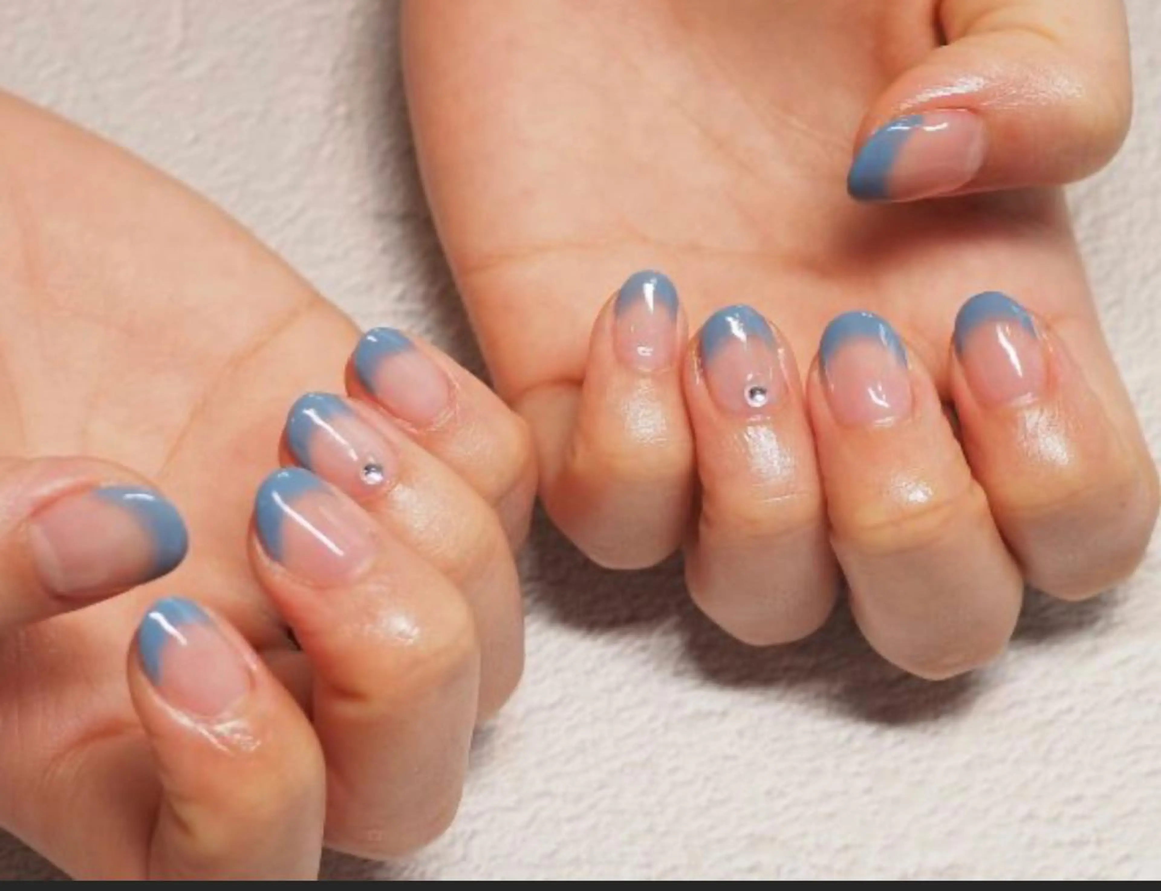 フレンチネイルの写真