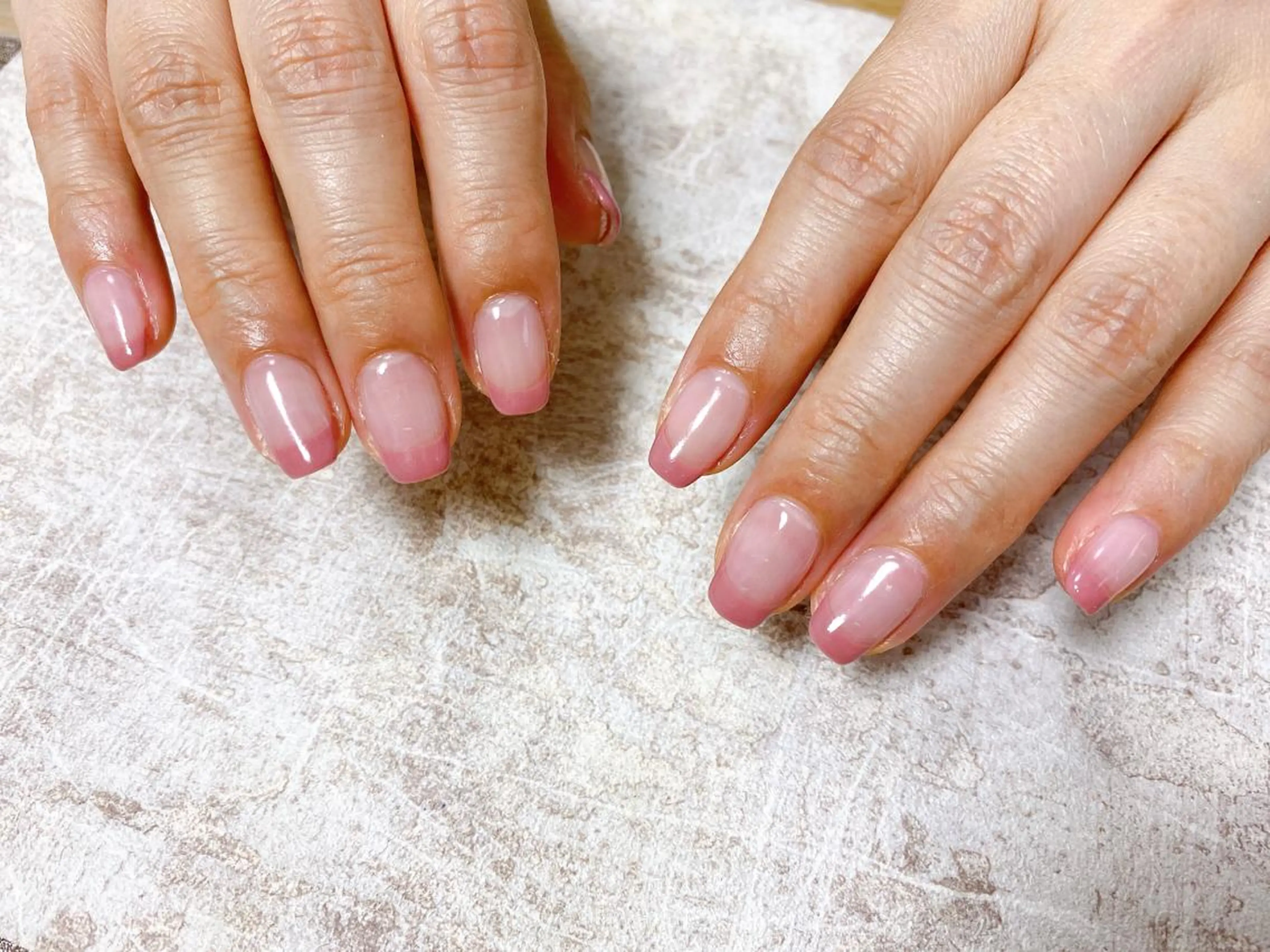 ネイル フレンチネイル 春ネイル mogunail &blowのネイルデザイン