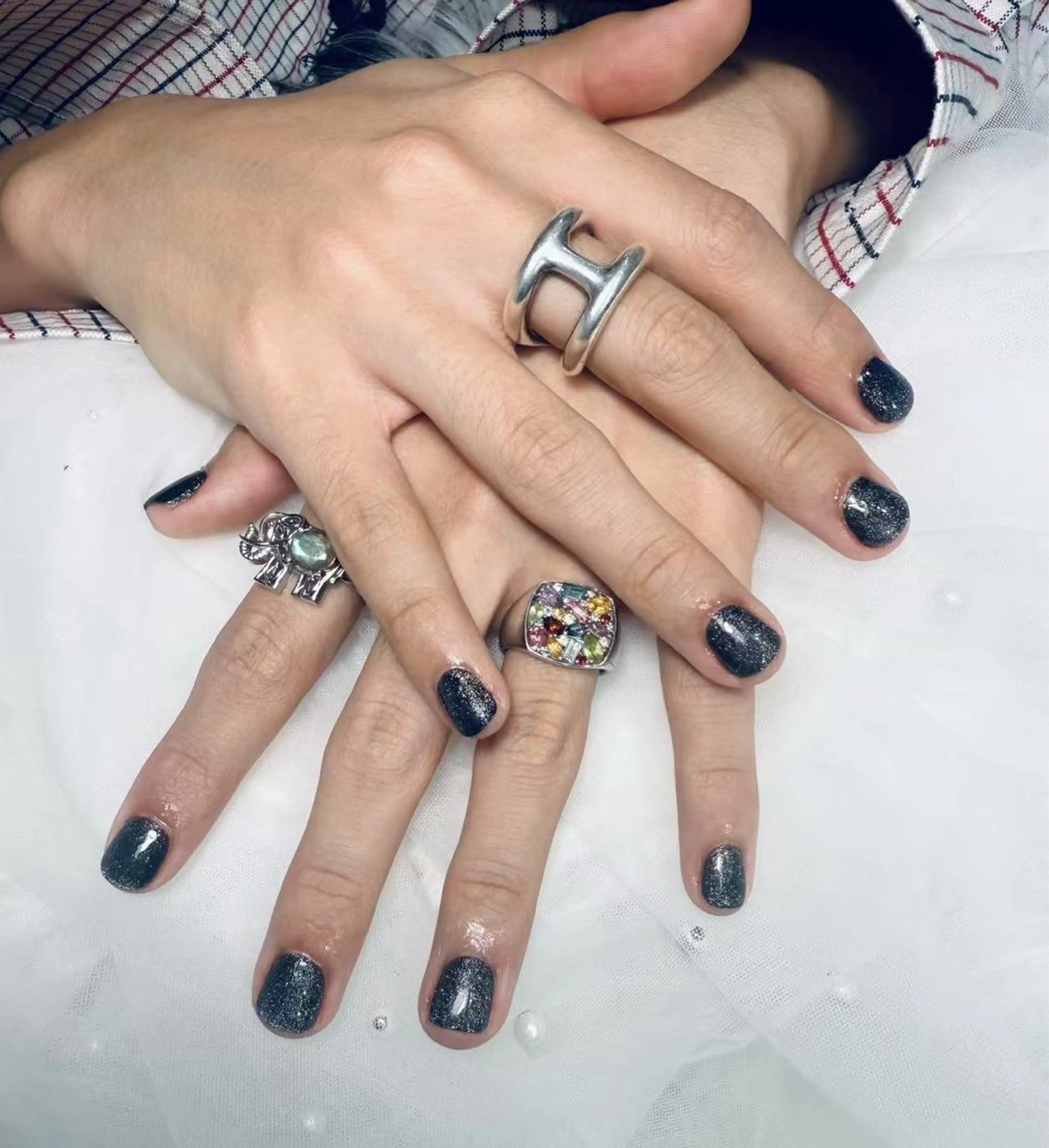 ショート 🌈 Laule'aのネイルデザイン