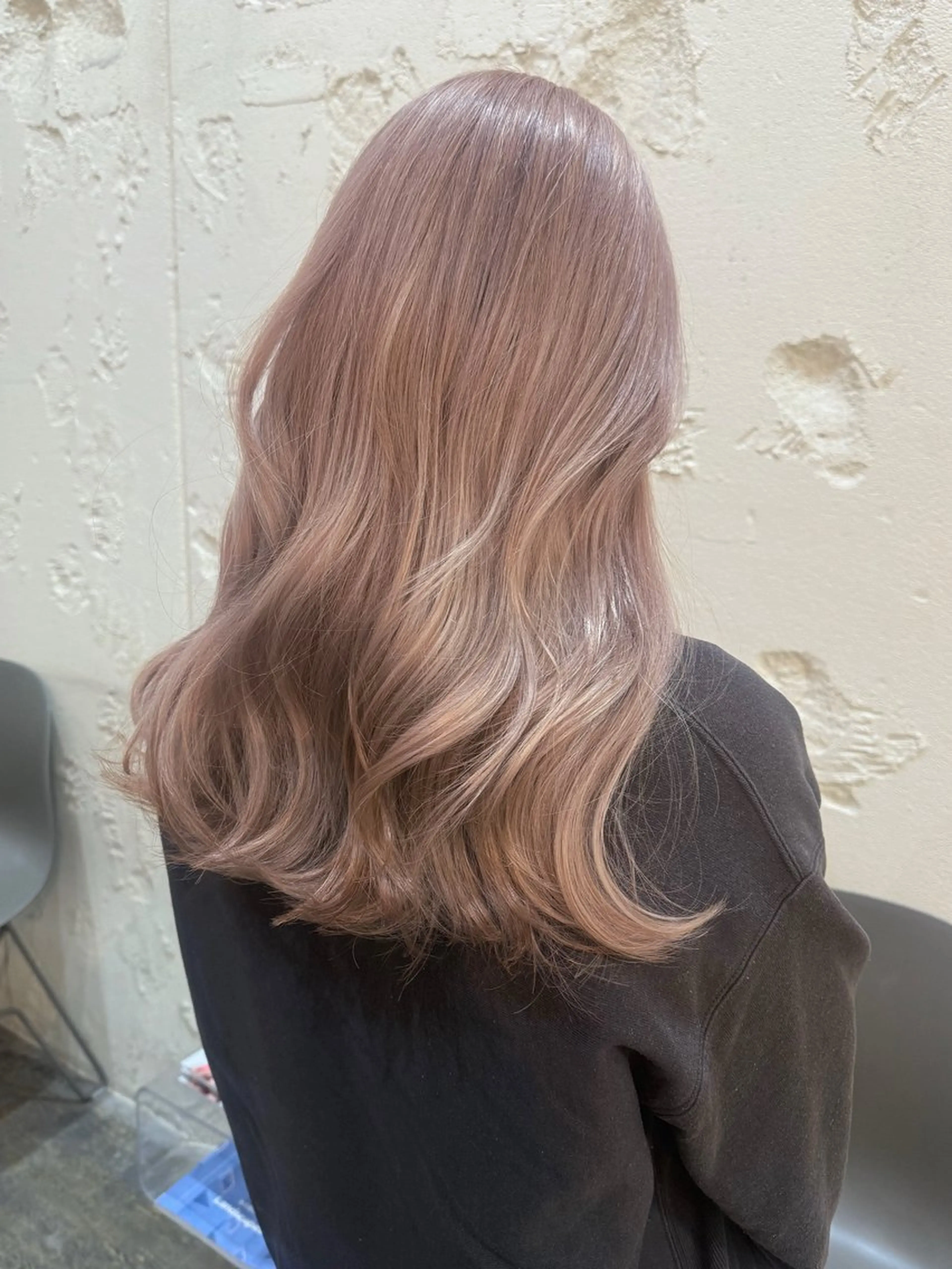 ロング カラー ベージュカラー ブリーチ ホワイトベージュ SALOWIN町田所属・ハイトーン🦢 Natsumiのヘアスタイル