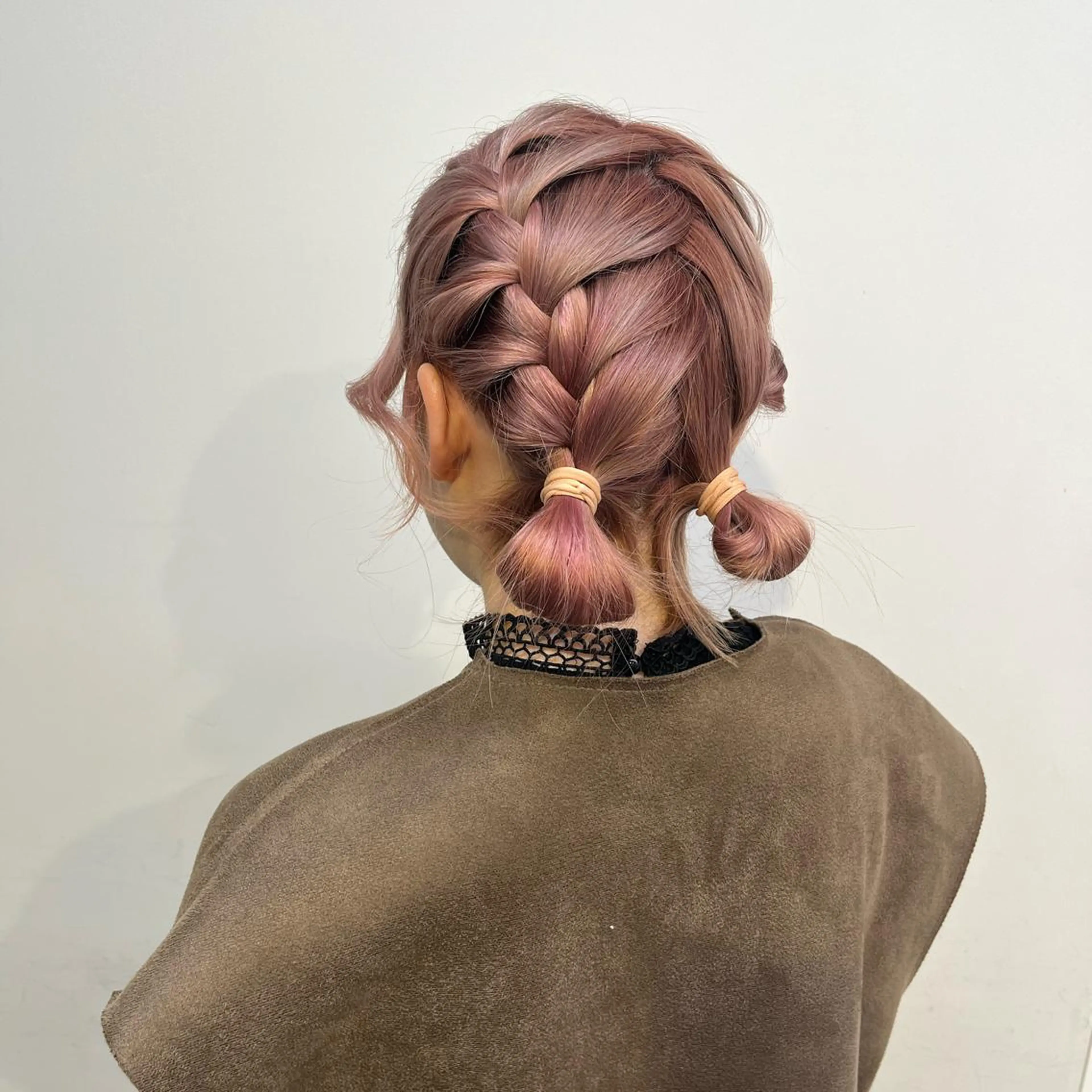 セミロング カラー ヘアアレンジ ヘアカラー トリートメント ヘアセット 愛されカラー🩷 はるなのヘアスタイル