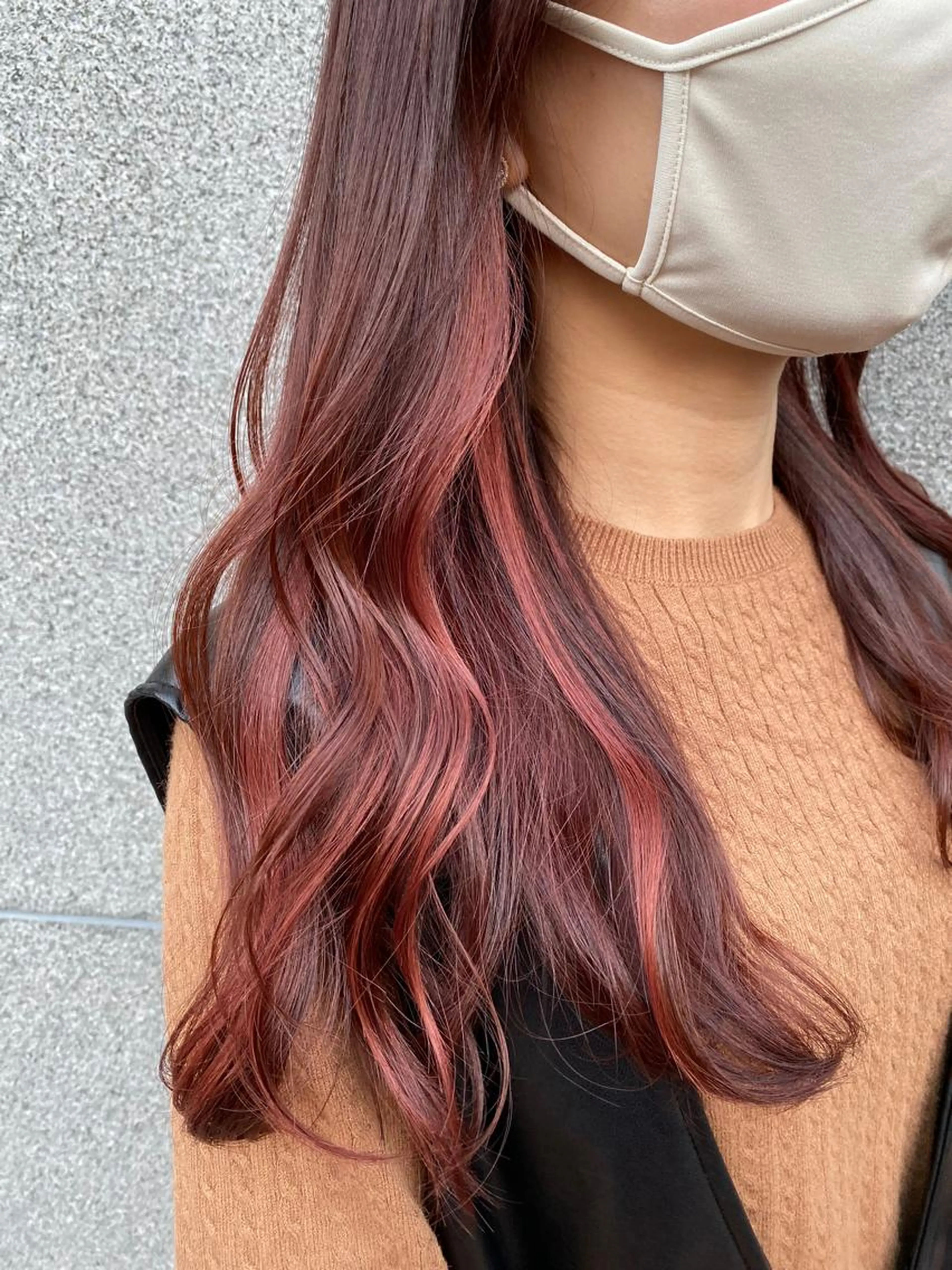 【☘️ミニモ限定クーポン☘️】イヤリングカラー（インナーブリーチ）＋全体カラーの写真