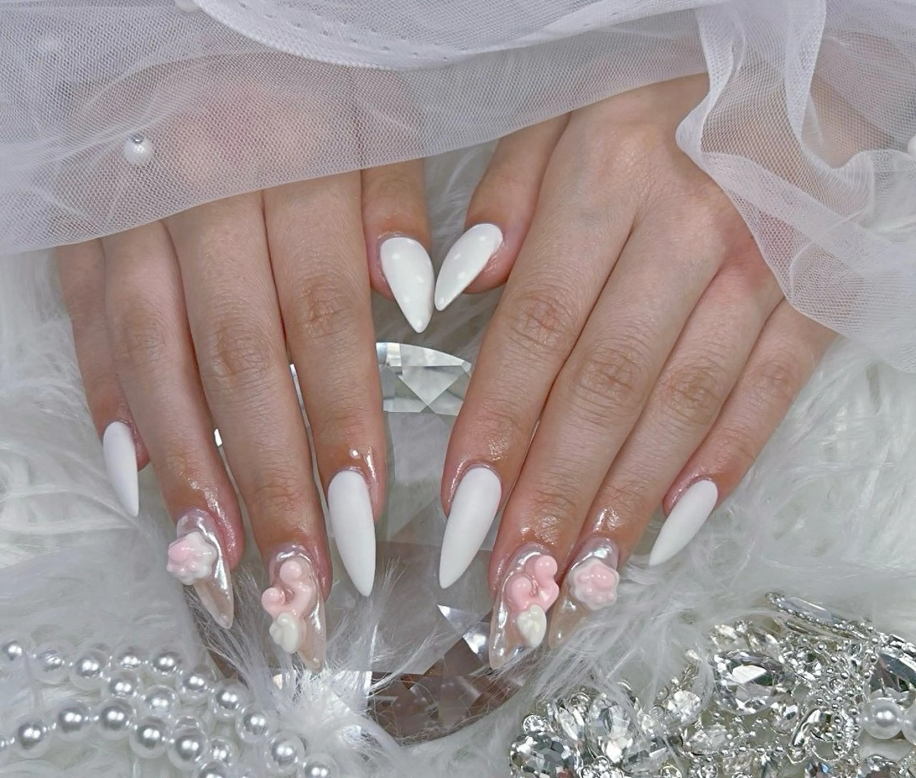 ネイル アートネイル オーロラネイル チークネイル 長さ出し フットネイル Miya _nailのネイルデザイン