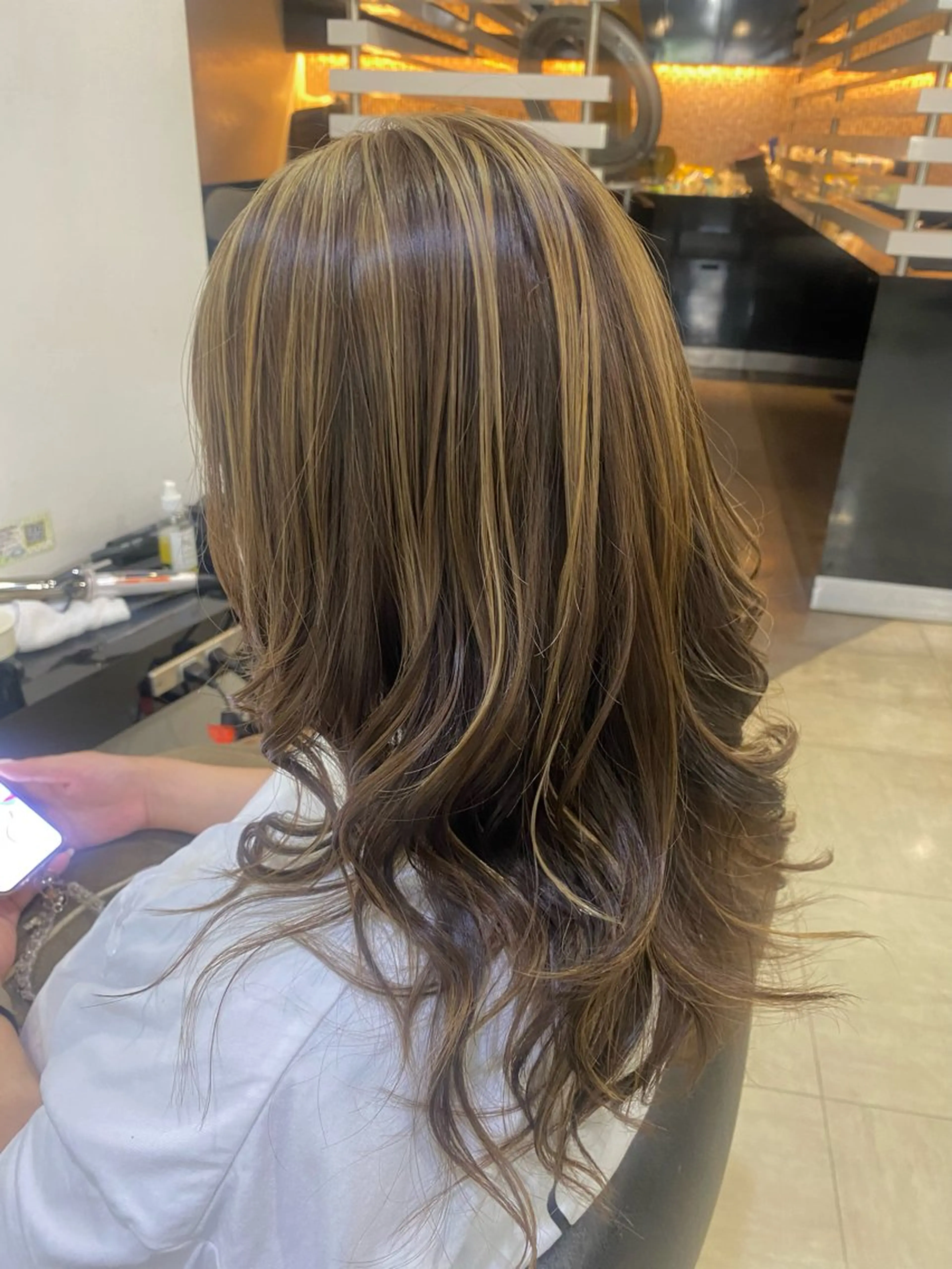 セミロング カラー ヘアアレンジ 烏山 達也のヘアスタイル