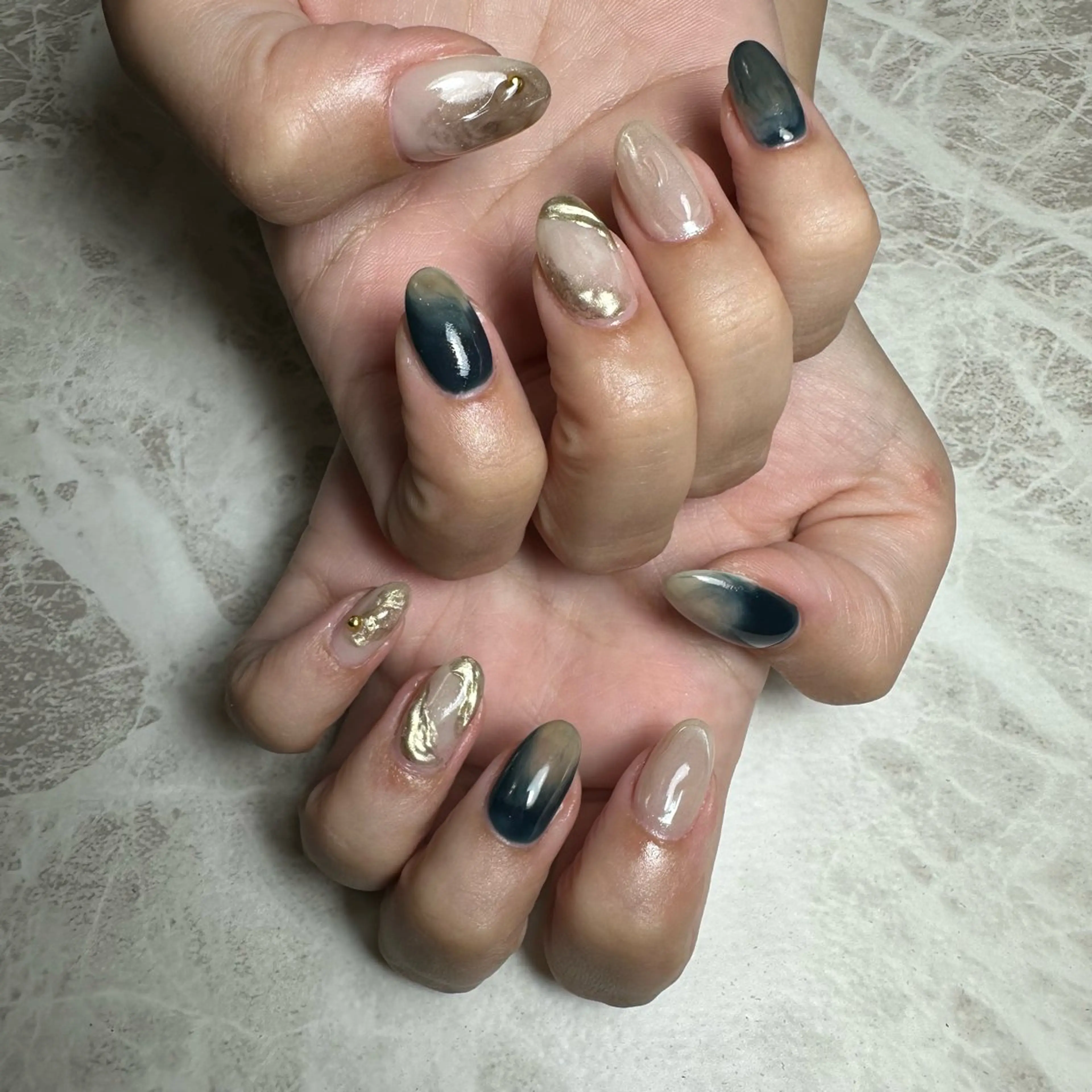 ネイル ハンドネイル repos~ルポ~所属・里見 麗のネイルデザイン