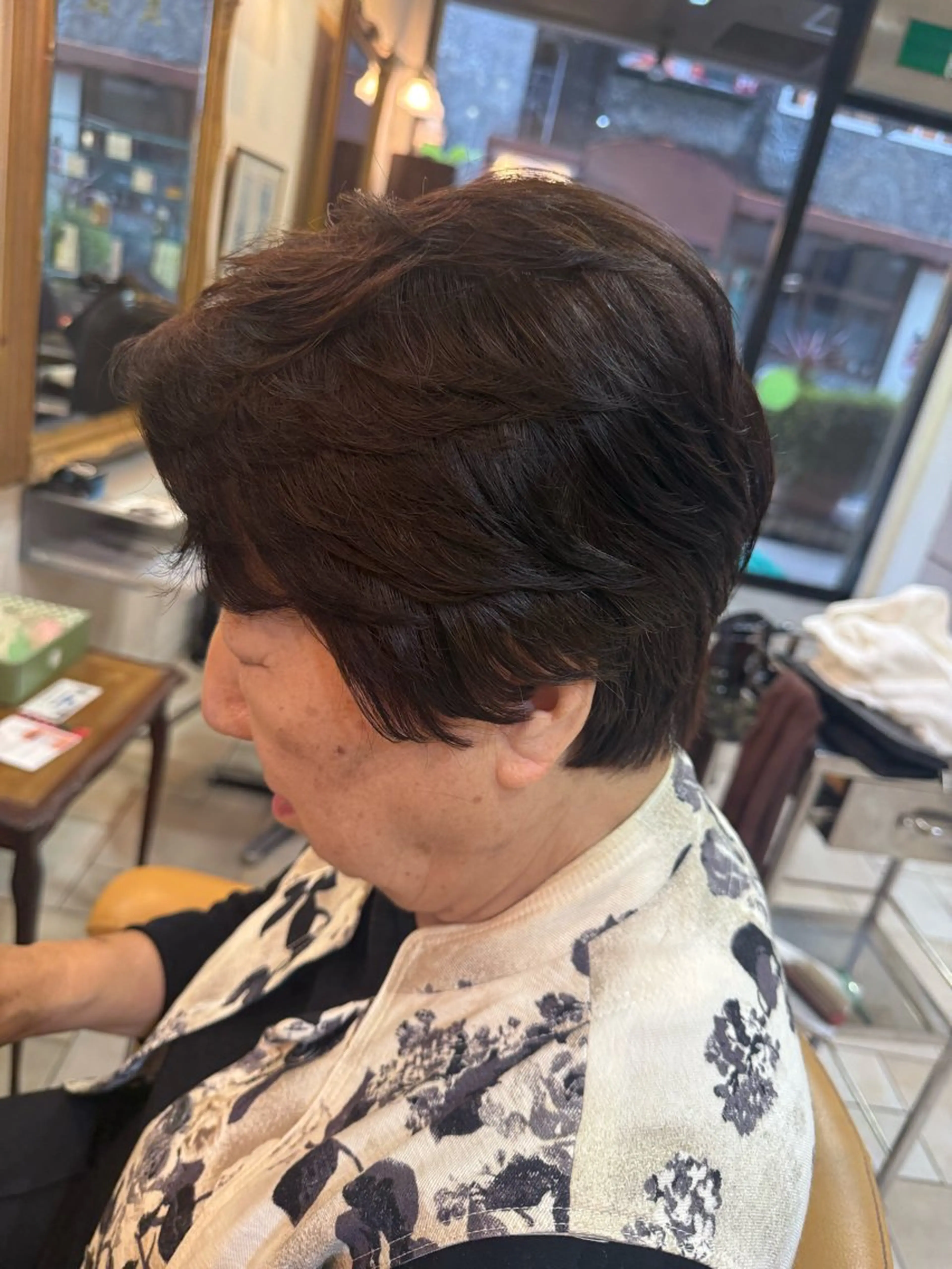 ショート カット ヘアカラー 宮崎 優衣のヘアスタイル