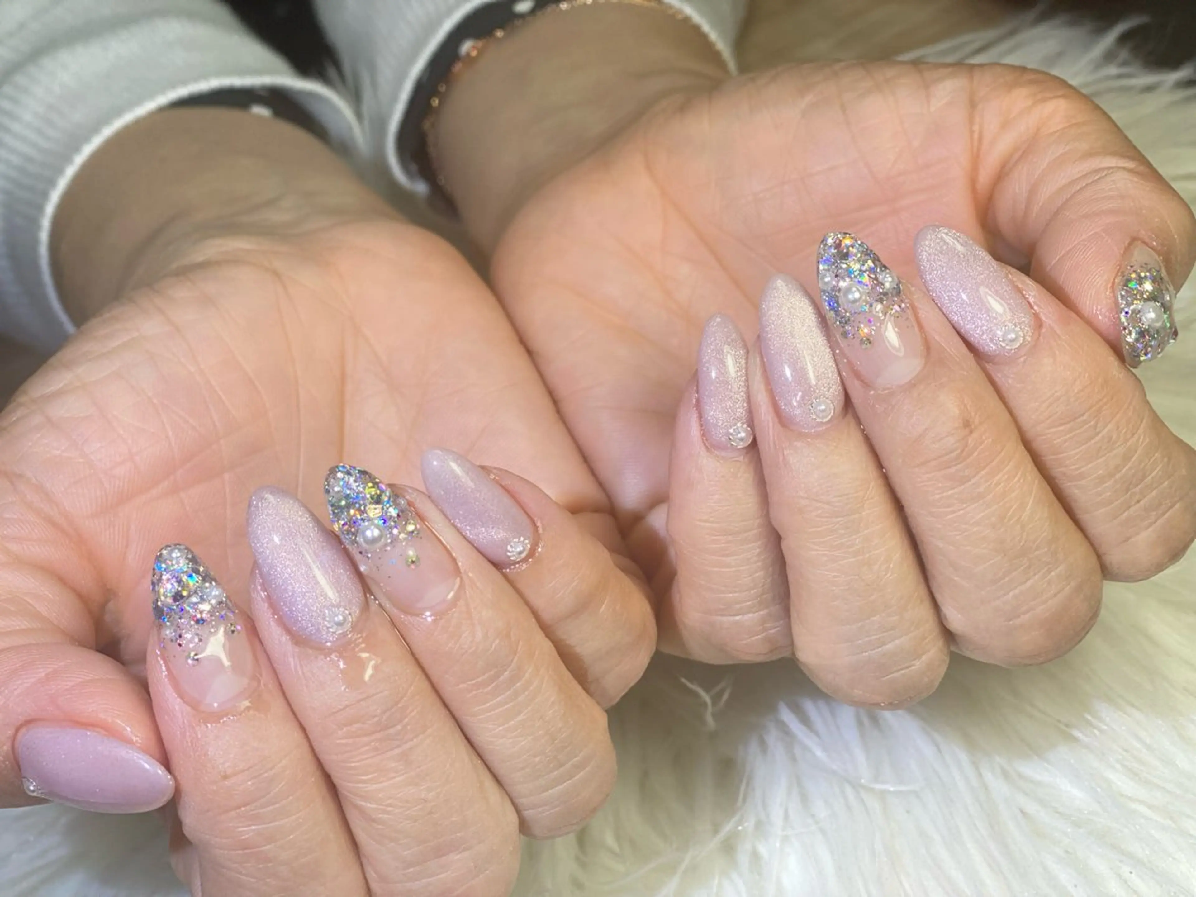 ネイル グラデーション キラキラネイル 春ネイル ストーンネイル Esthetic Will所属・will 有希のネイルデザイン