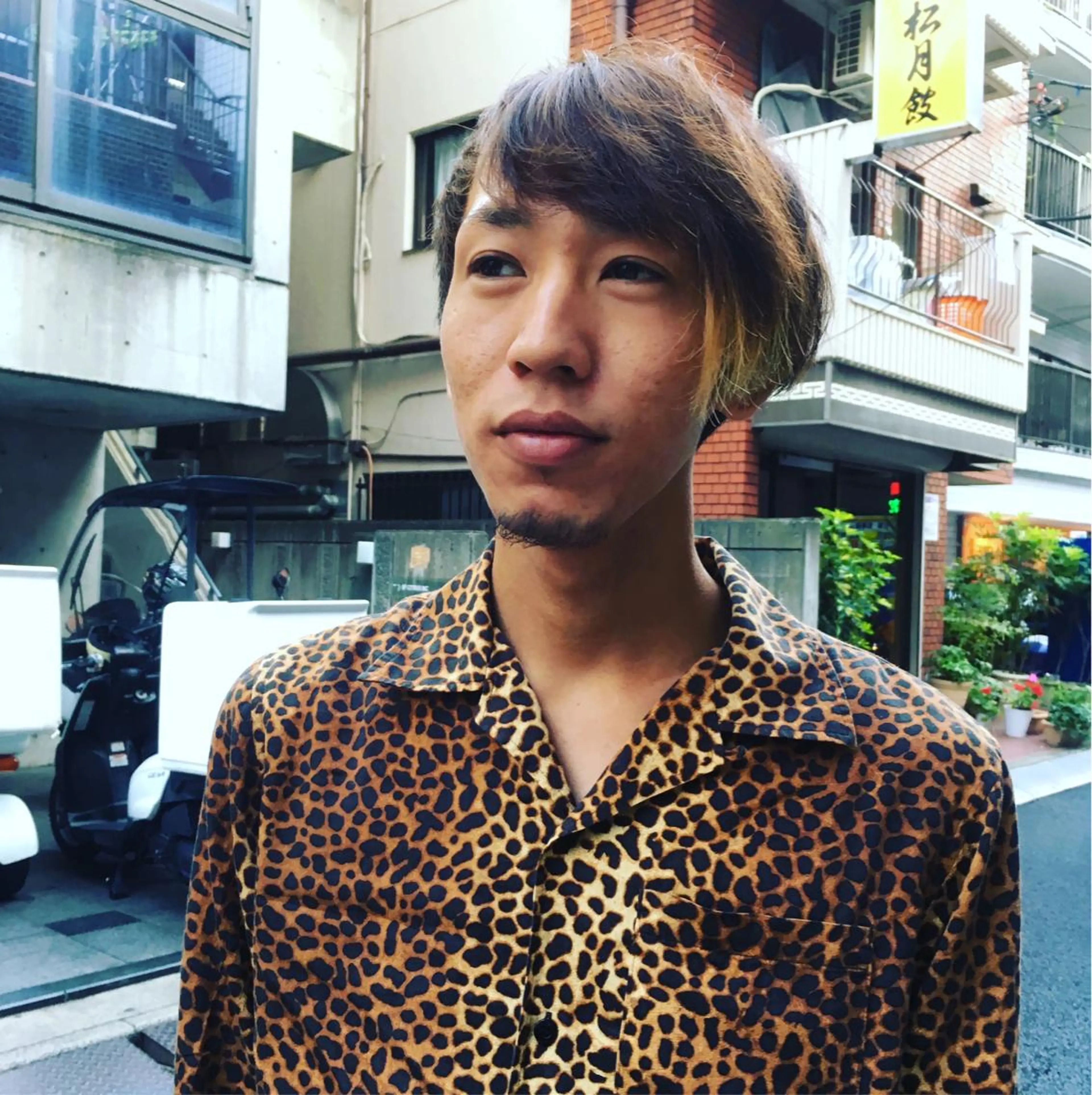 ショート カラー パーマ メンズ ヨシダ アズサのヘアスタイル