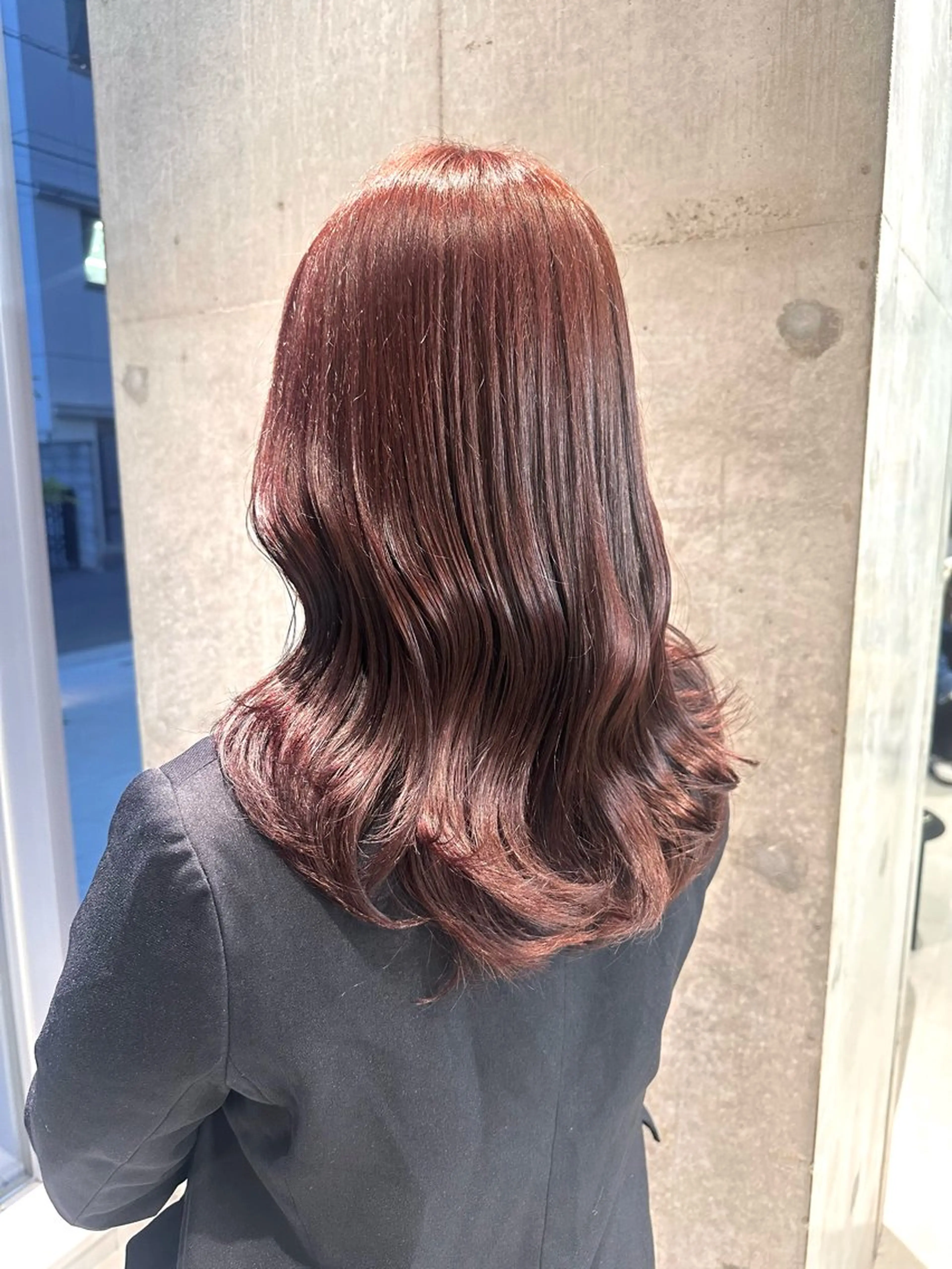 セミロング カラー ブリーチ ブリーチなしカラー ピンクカラー 染谷 遥花のヘアスタイル