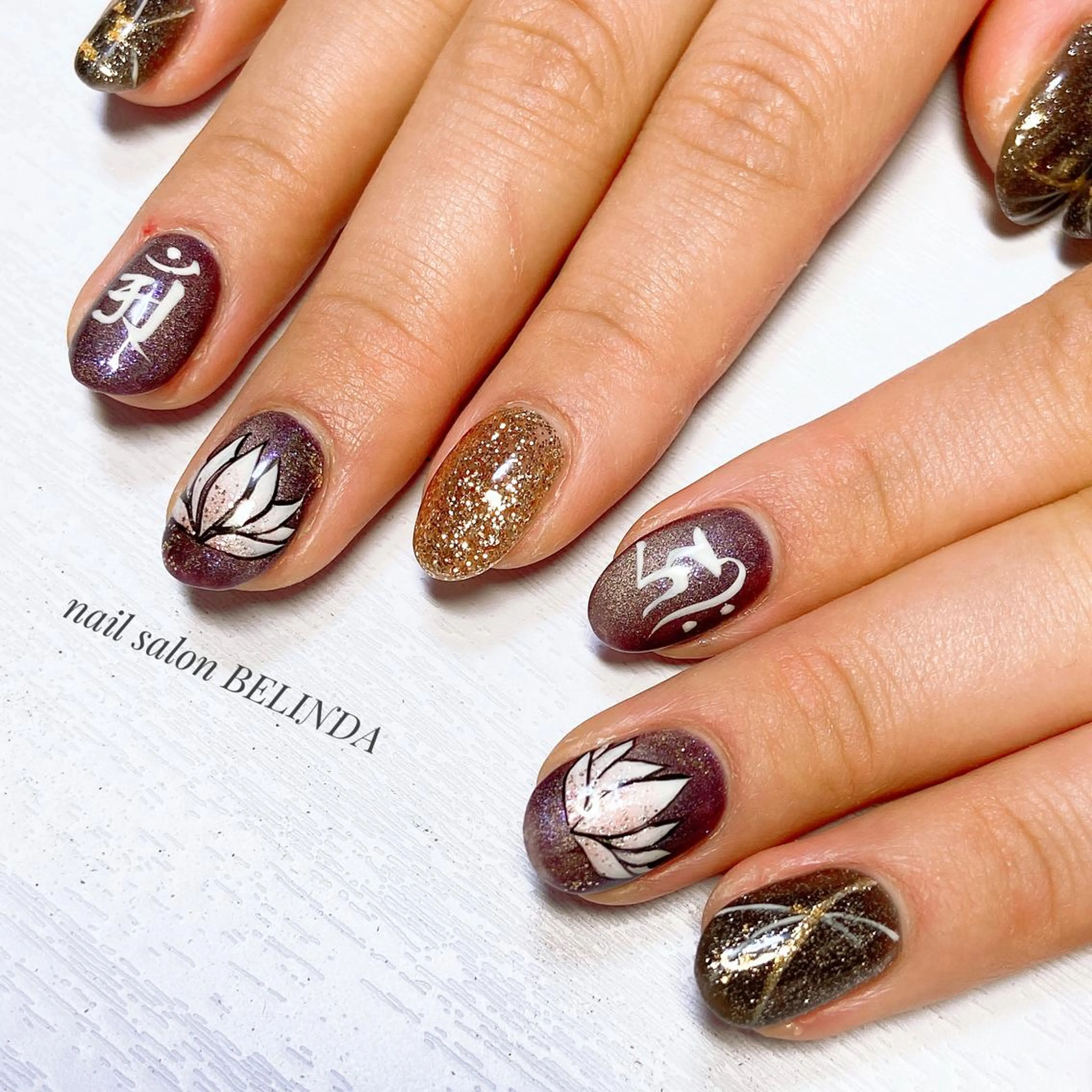 ネイル 成人式 ハンドネイル 毛利 ゆりあのエステ・リラクイメージ