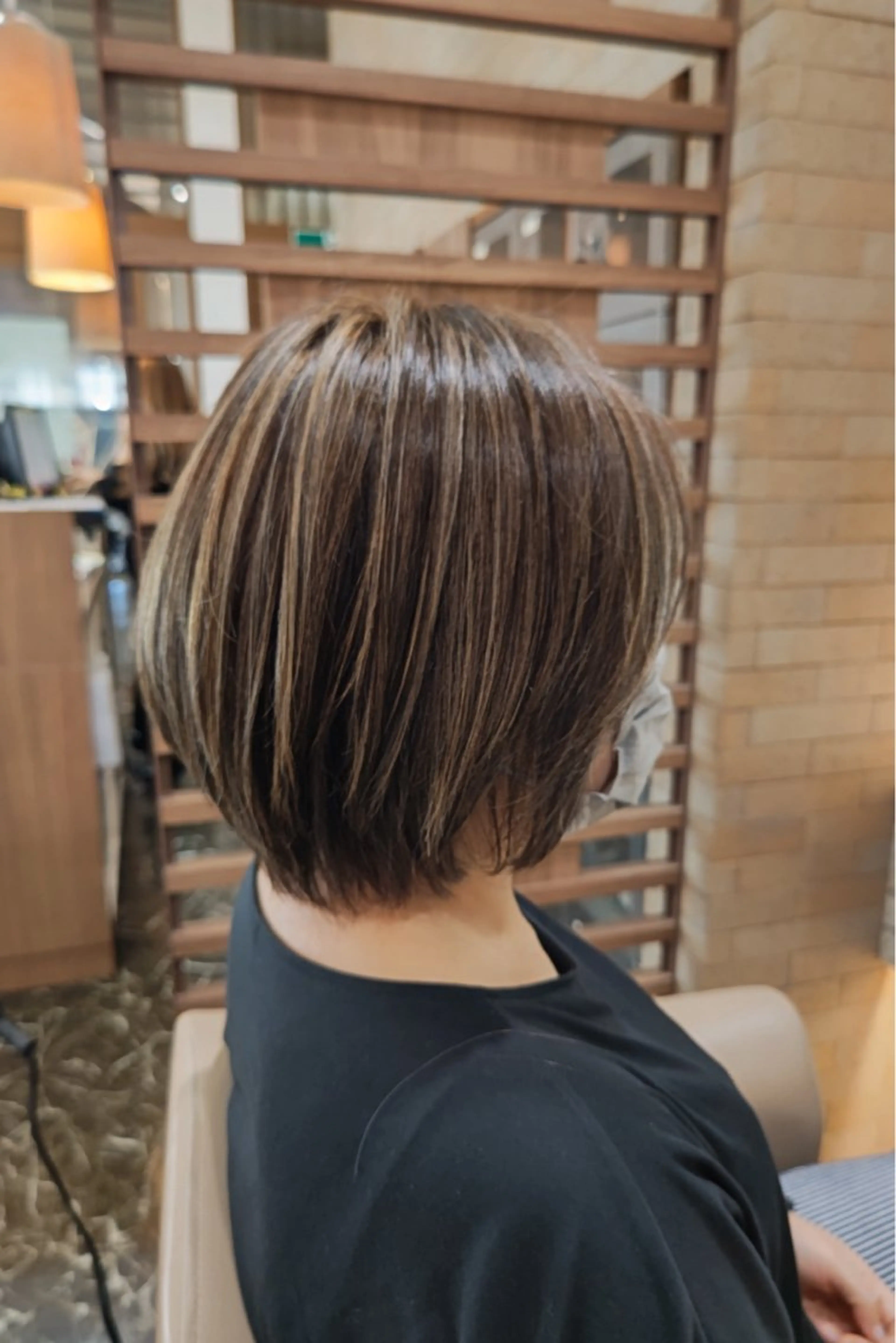 ショート カラー ハイライトカラー ハイライト 髪質改善⭐️⭐️⭐️ コワフェルドエクセルのヘアスタイル