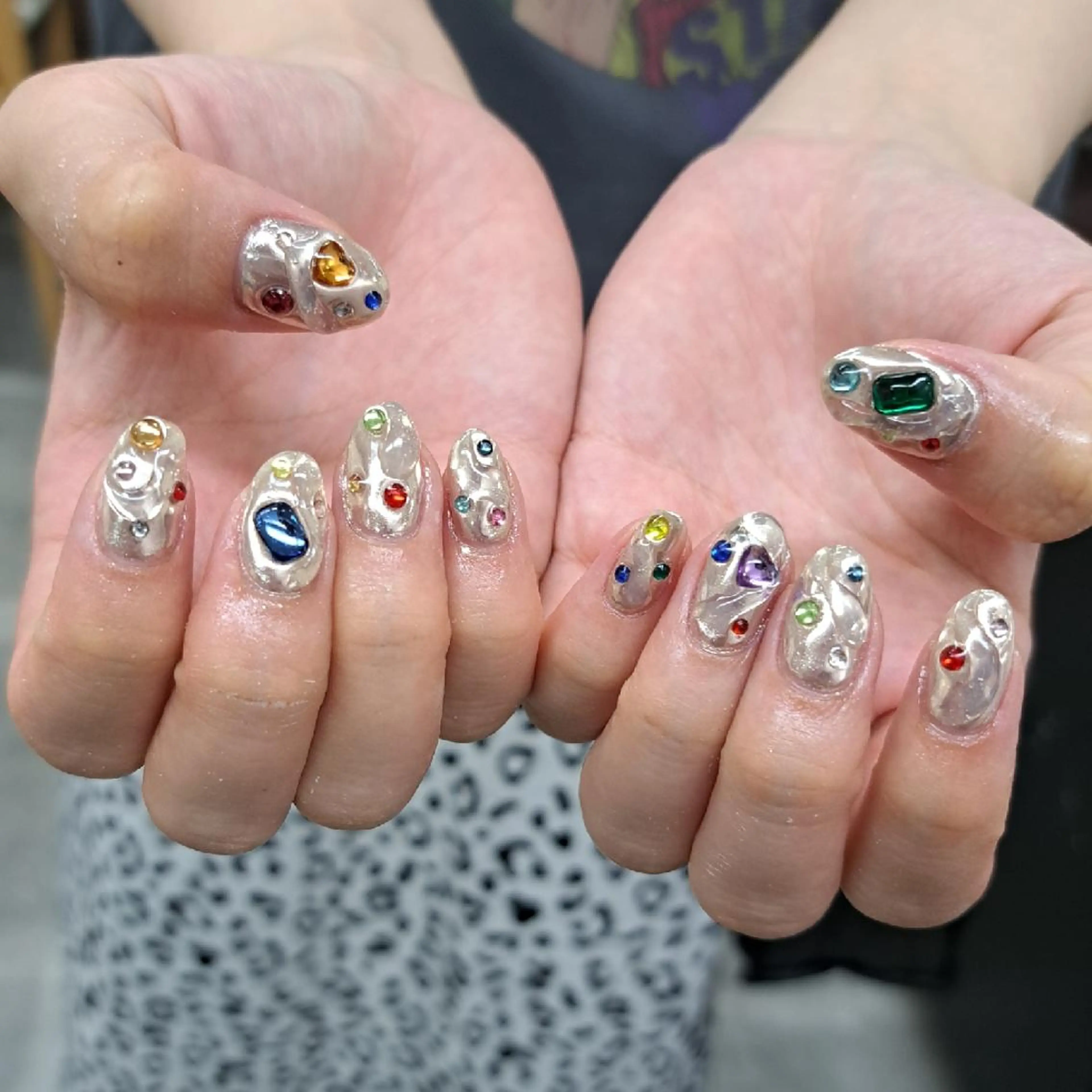 ネイル Nail mood デザイン持ち込みokのネイルデザイン