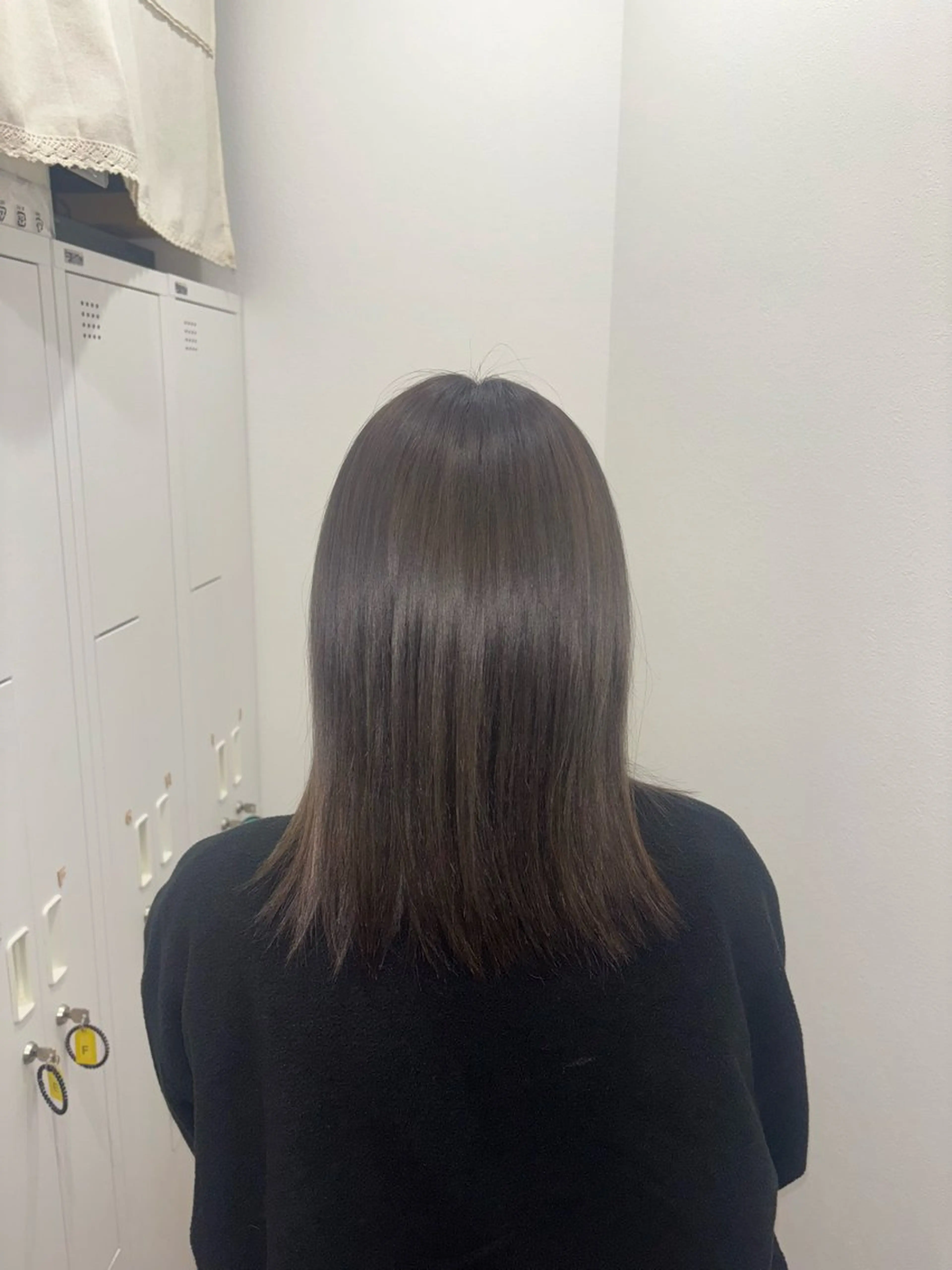 カラー 塚本 結稀のヘアスタイル