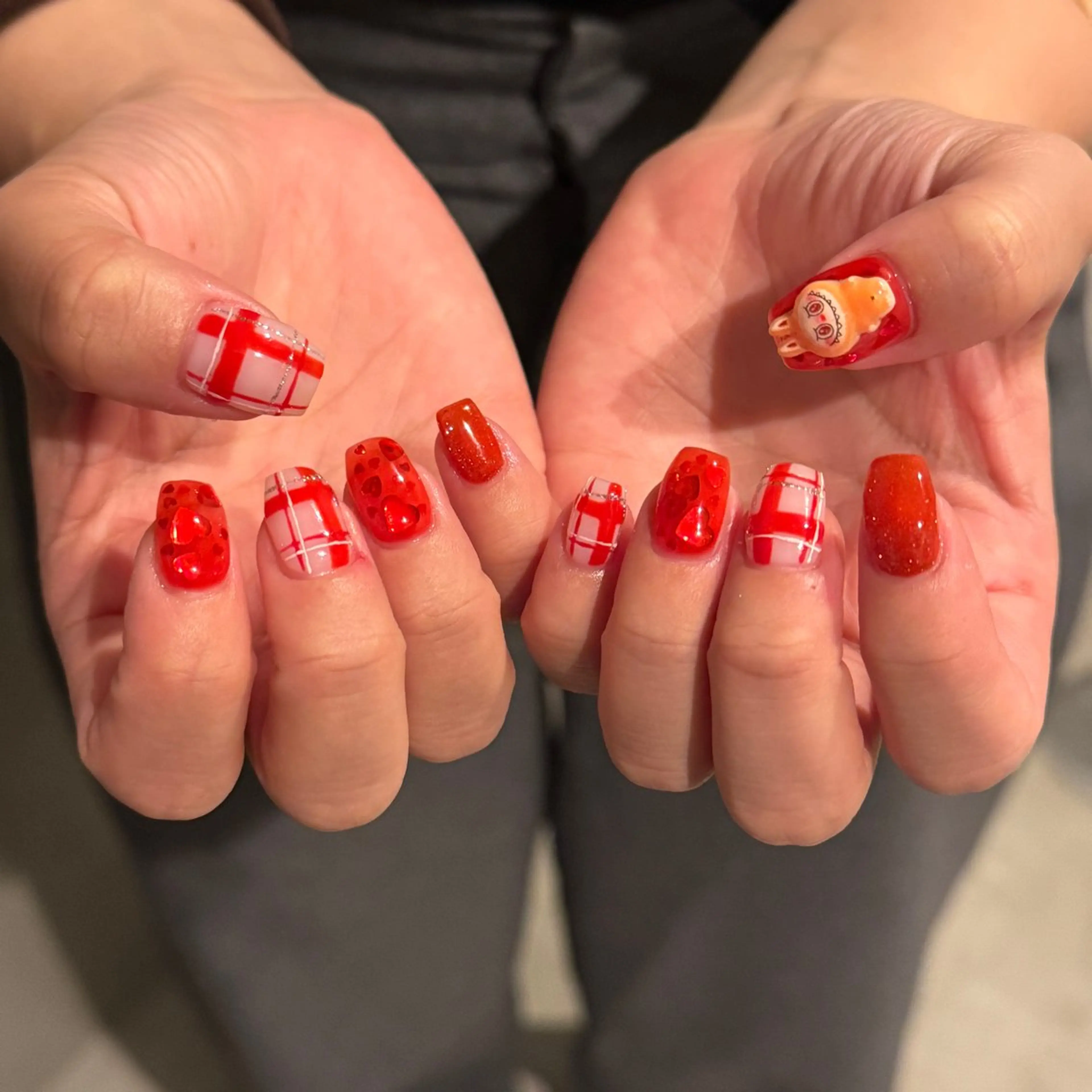 ネイル ハンドネイル 𝐫𝐚𝐢 𝐧𝐚𝐢𝐥のネイルデザイン