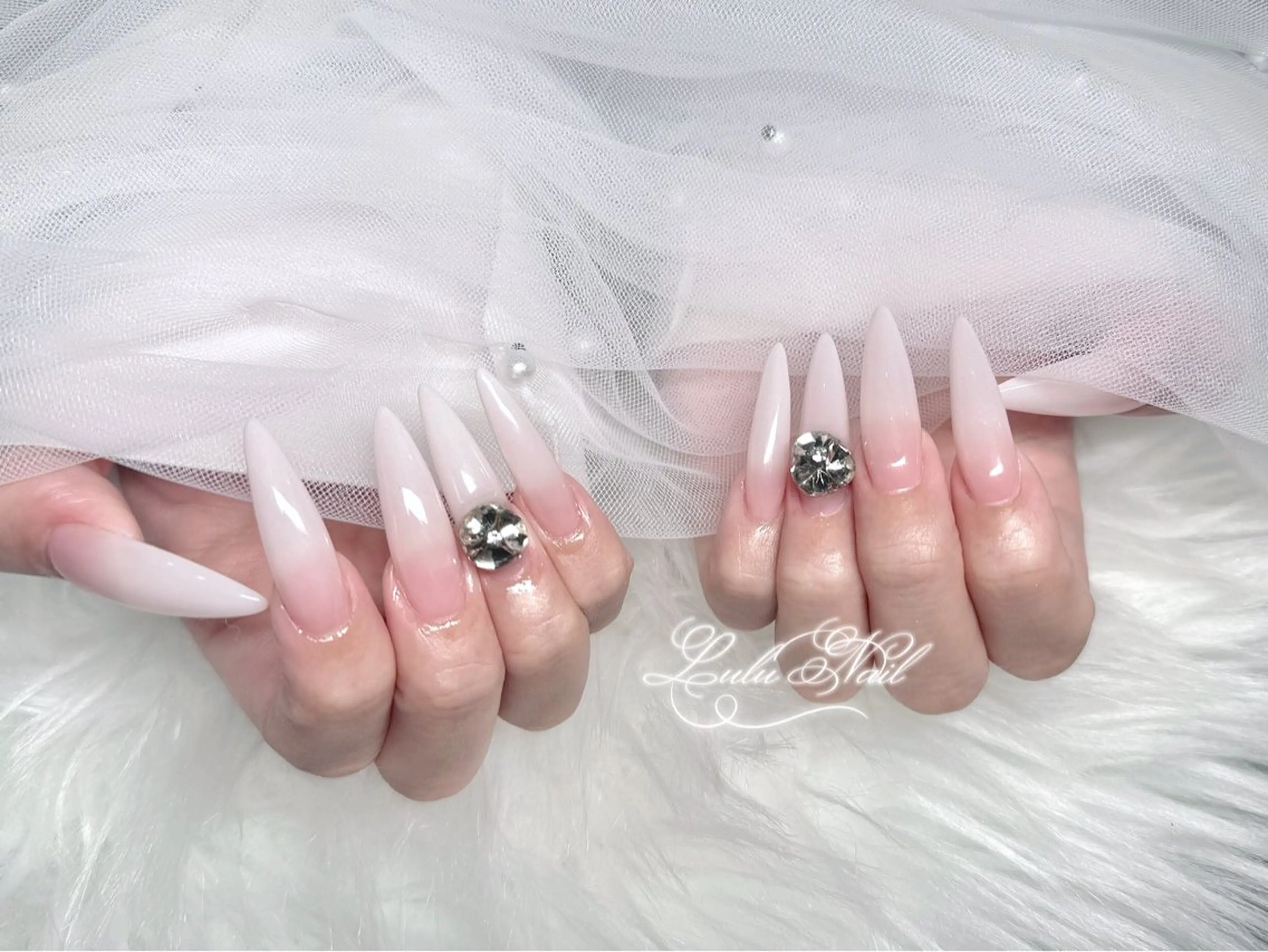 ネイル ハンドネイル Lulu Nail 🫧ユユのネイルデザイン