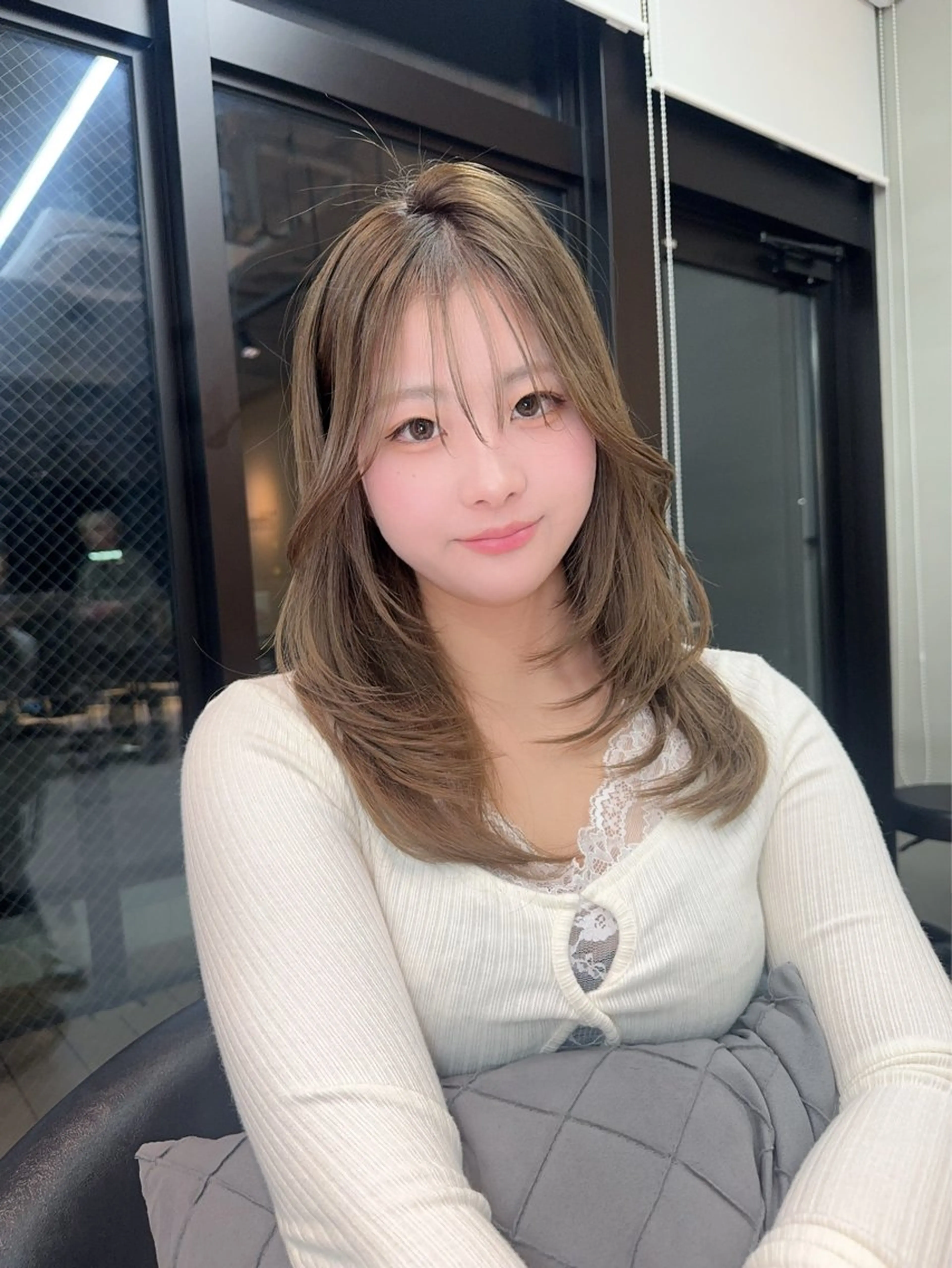 セミロング カラー ヘアアレンジ ヘアカラー トリートメント ARIA💎縮毛矯正 ブリーチ💎複雑履歴のヘアスタイル