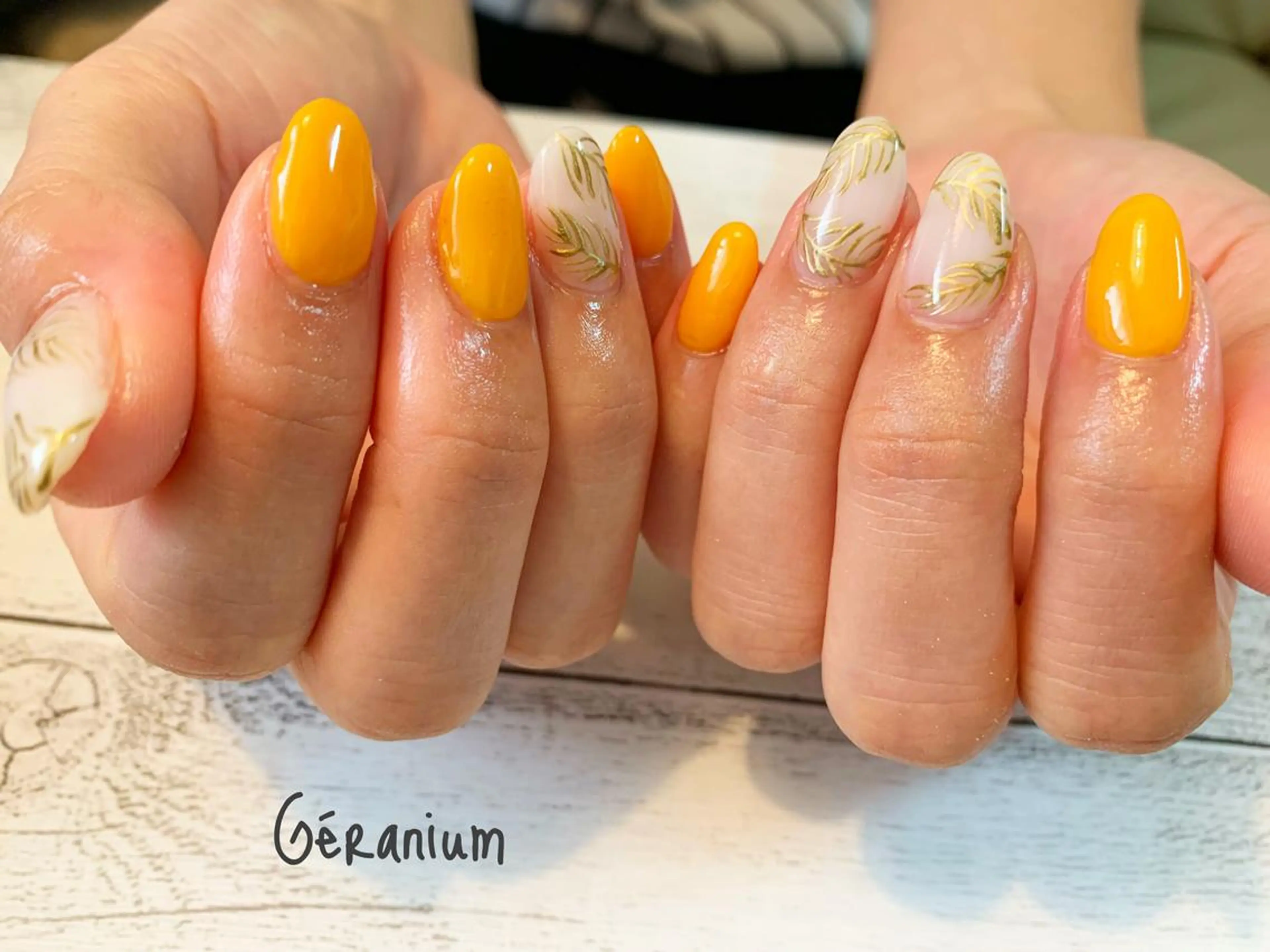 ネイル ハンドネイル フットネイル GéRanium Harukaのネイルデザイン