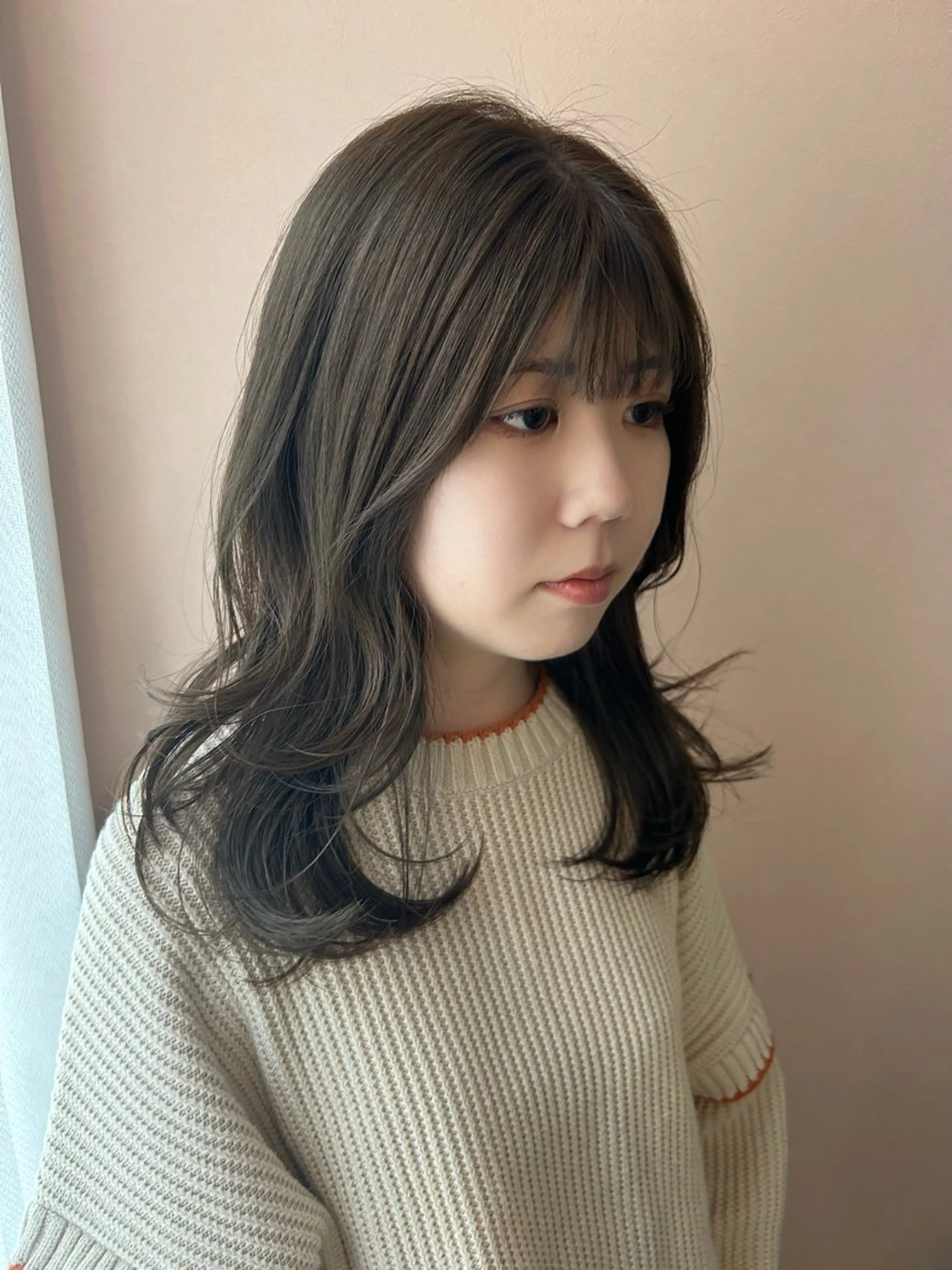 ロング カラー ブリーチ 透明感カラー グレージュ ブリーチなしカラー hub hair レイヤー/透明感のヘアスタイル