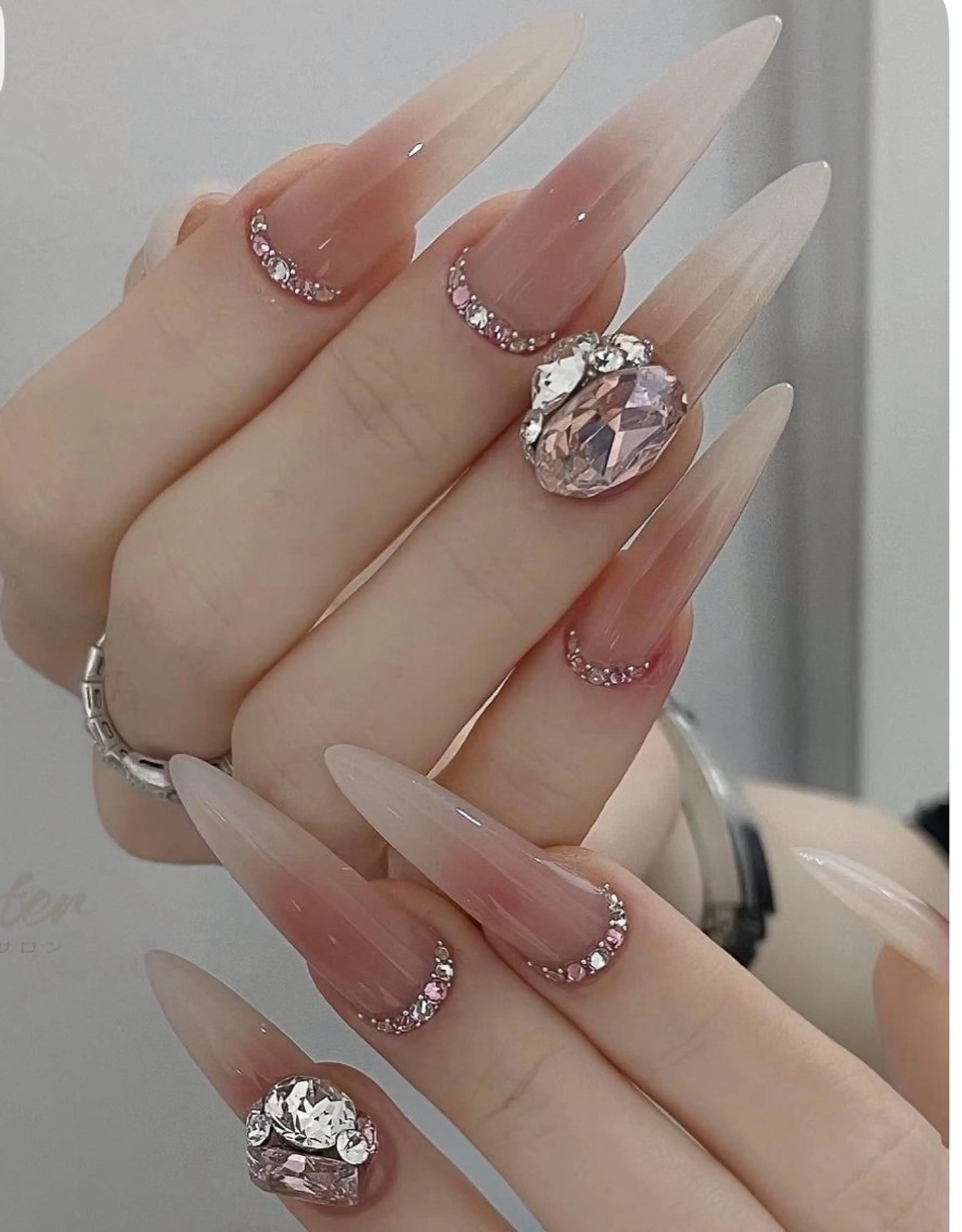 ネイル ハンドネイル リナ ネイルサロンのネイルデザイン