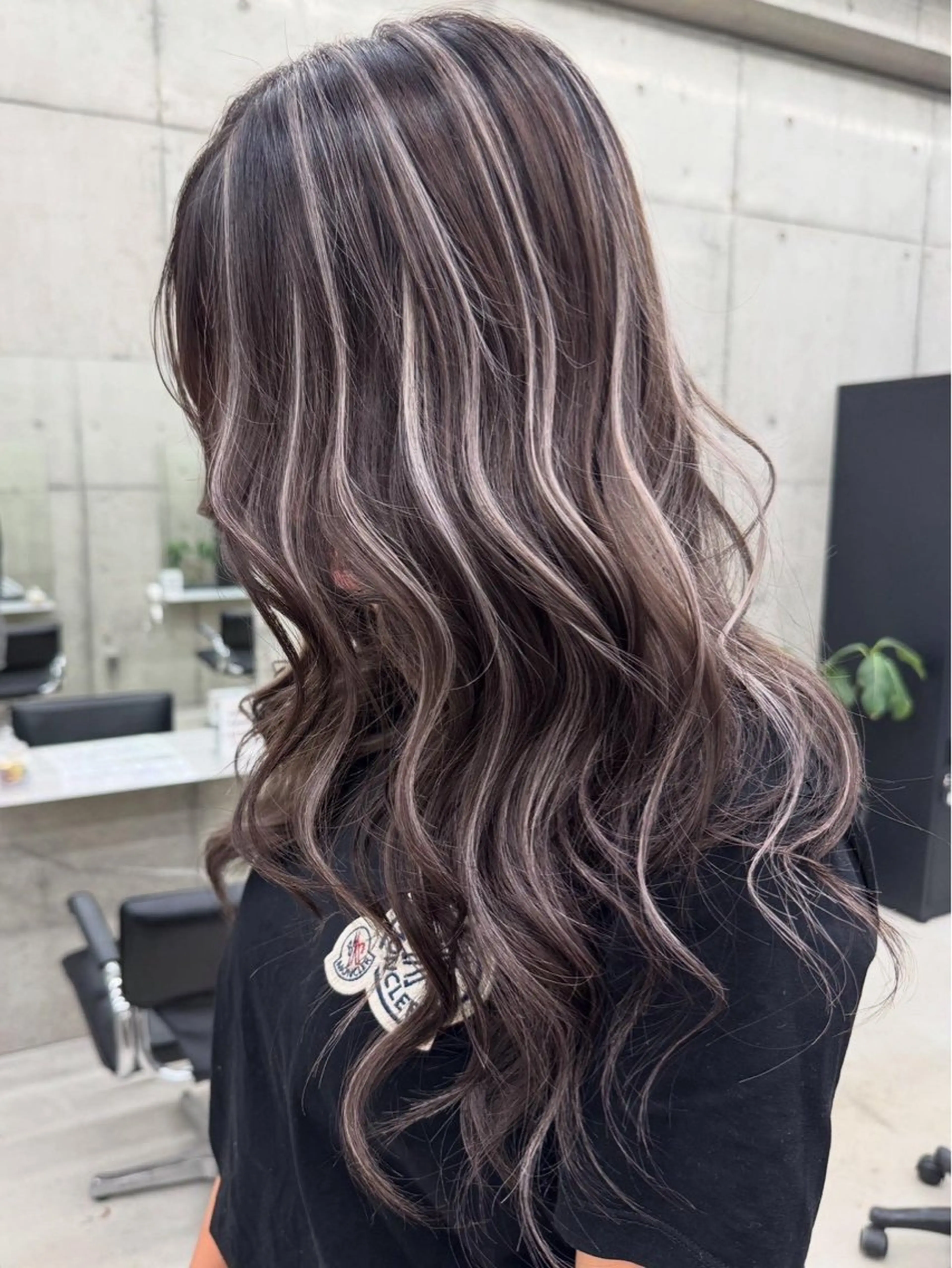 カラー 伊藤 七奈のヘアスタイル