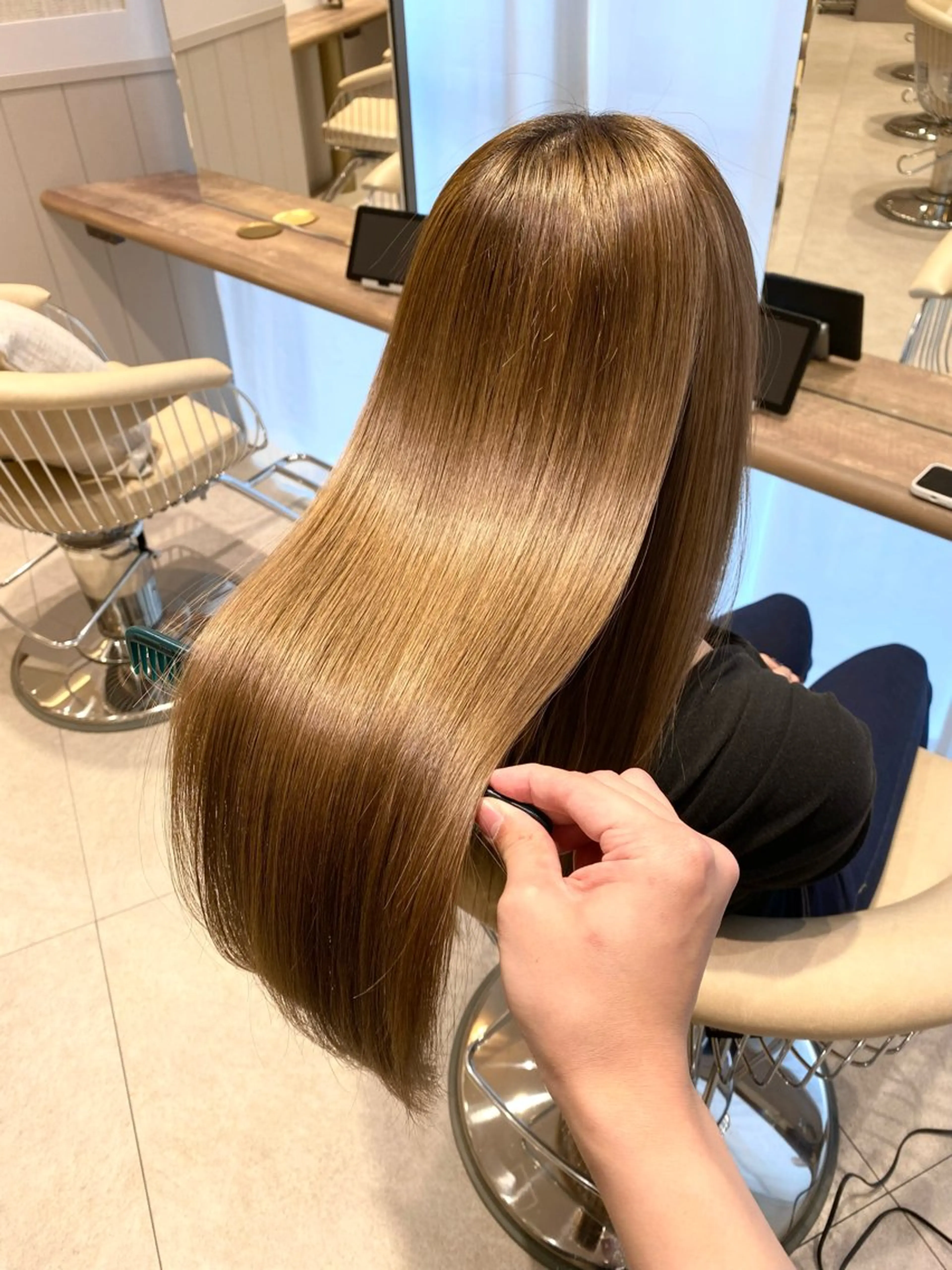 ロング 髪質改善 トリートメント カット ヘアカラー トリートメント ✨艶髪✨悩み解決❗️ 芳賀のヘアスタイル