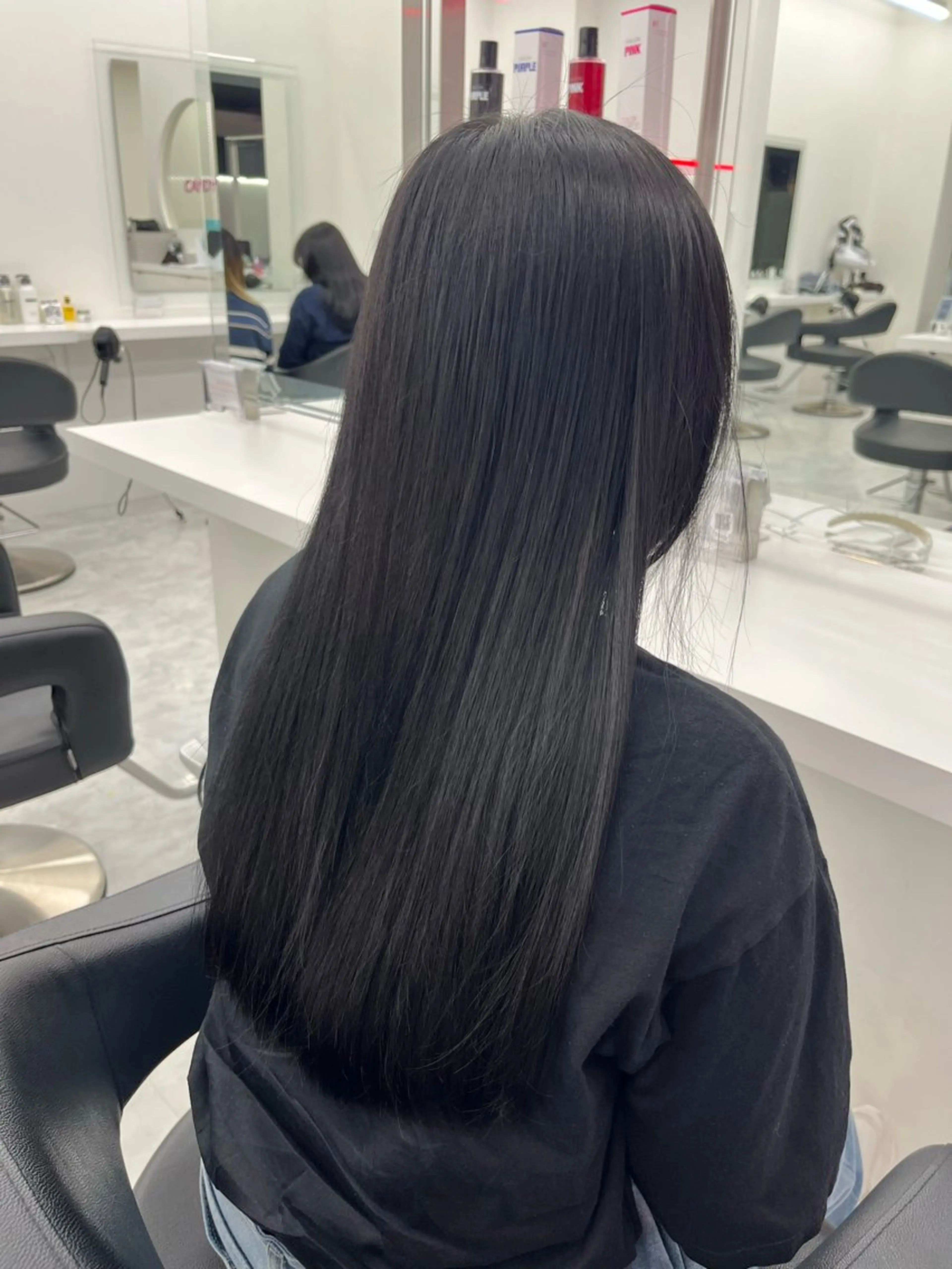ロング カラー ダークグレー ダークグレージュ グレージュ ヘアカラー トリートメント 💖トレンド春夏 カラー💖FUTAのヘアスタイル