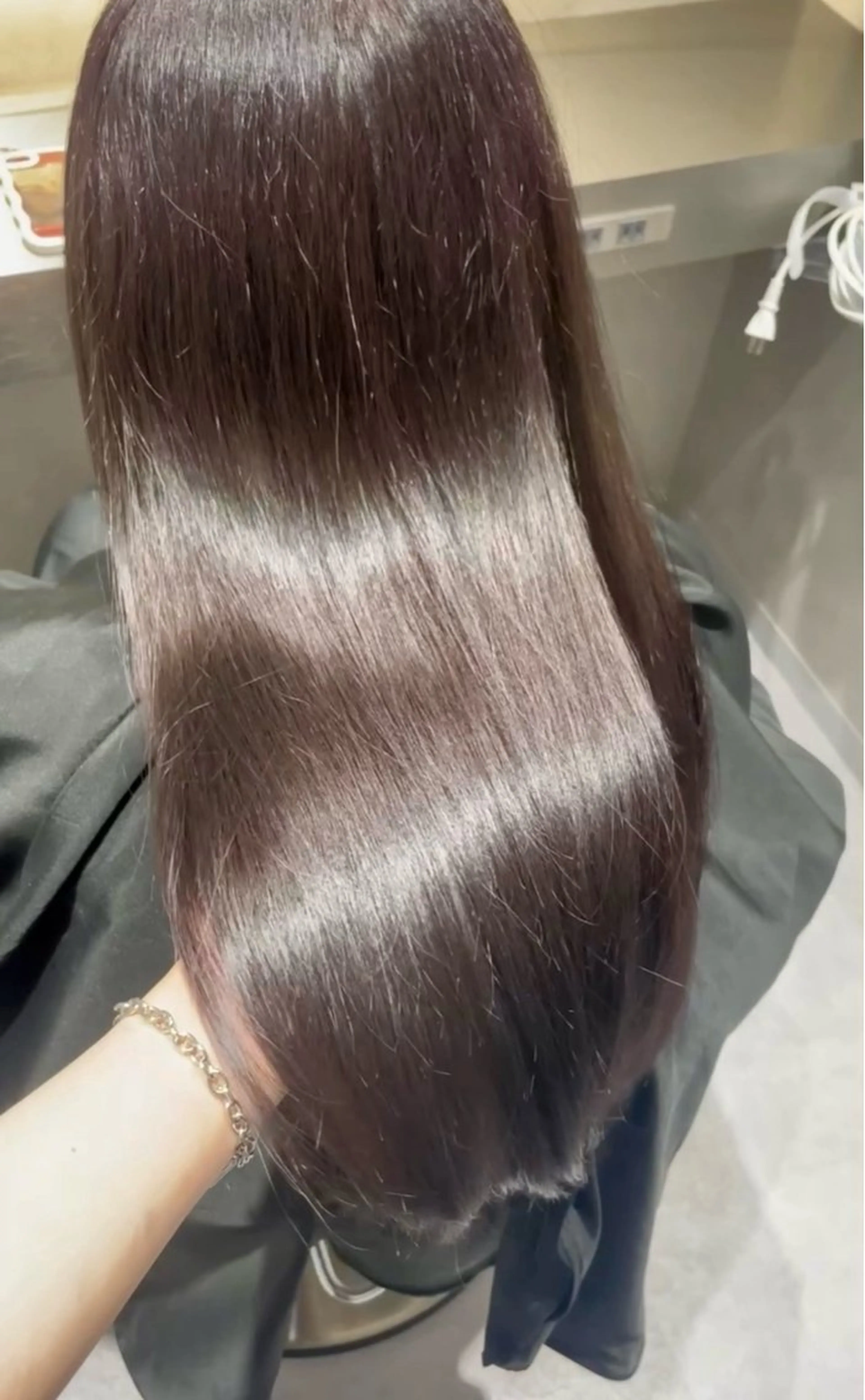 セミロング ラベンダーブラウン はづき 🥀新宿のヘアスタイル