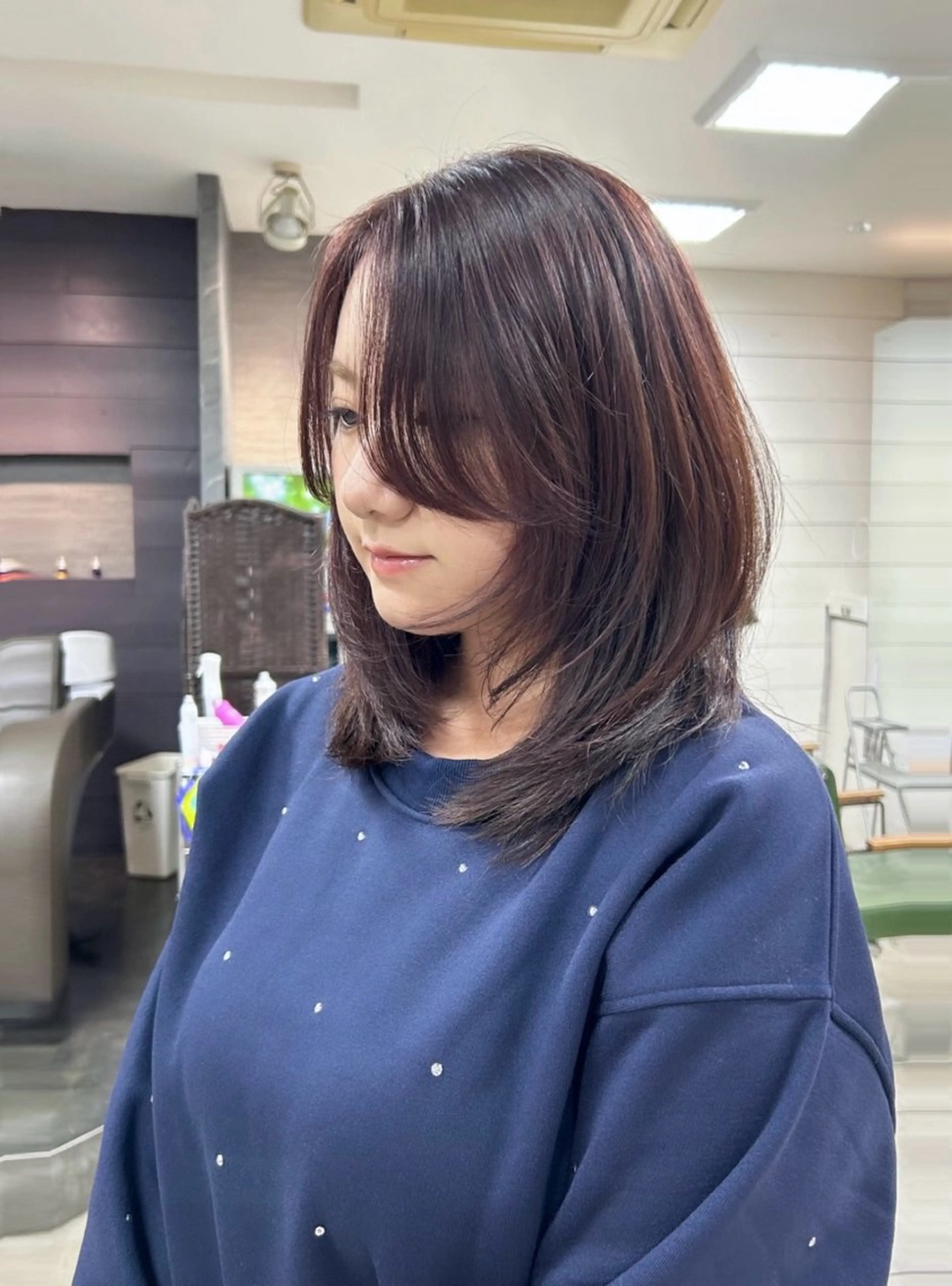 ミディアム ピンクブラウン レイヤーカット カット ヘアカラー 🫧艶髪カラー🫧 森本くるみのヘアスタイル