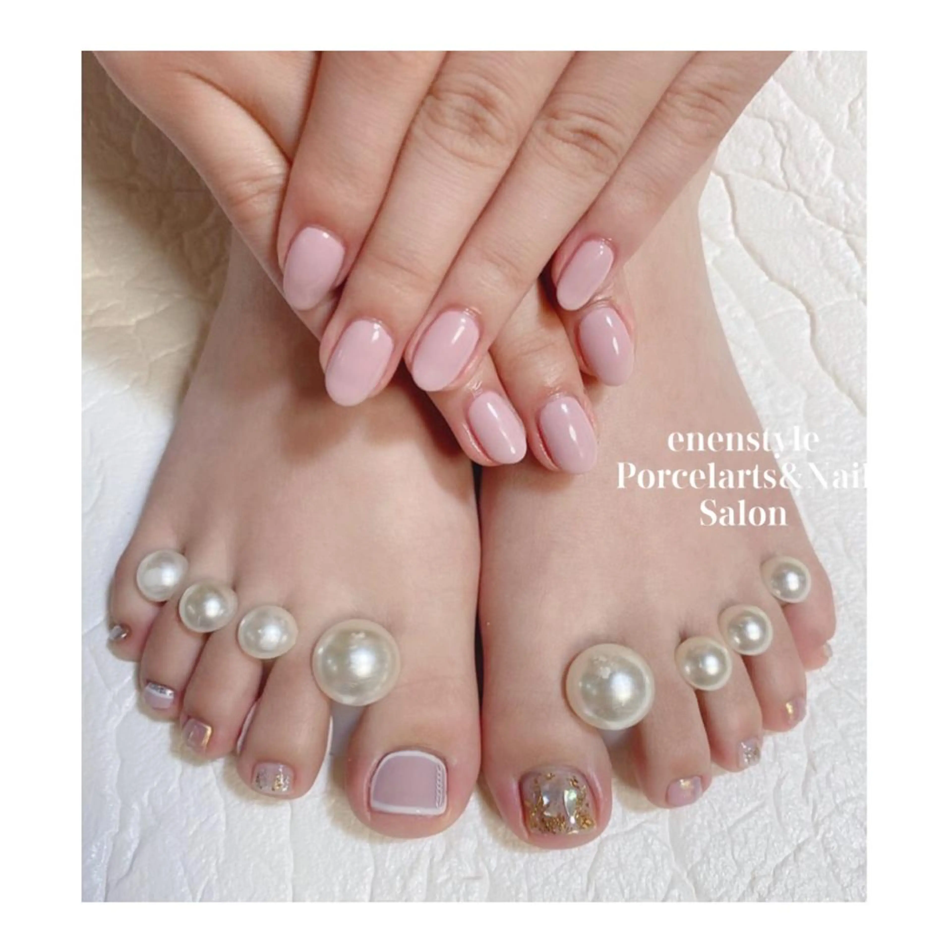 ミディアム ネイル 👑enen style👑のネイルデザイン